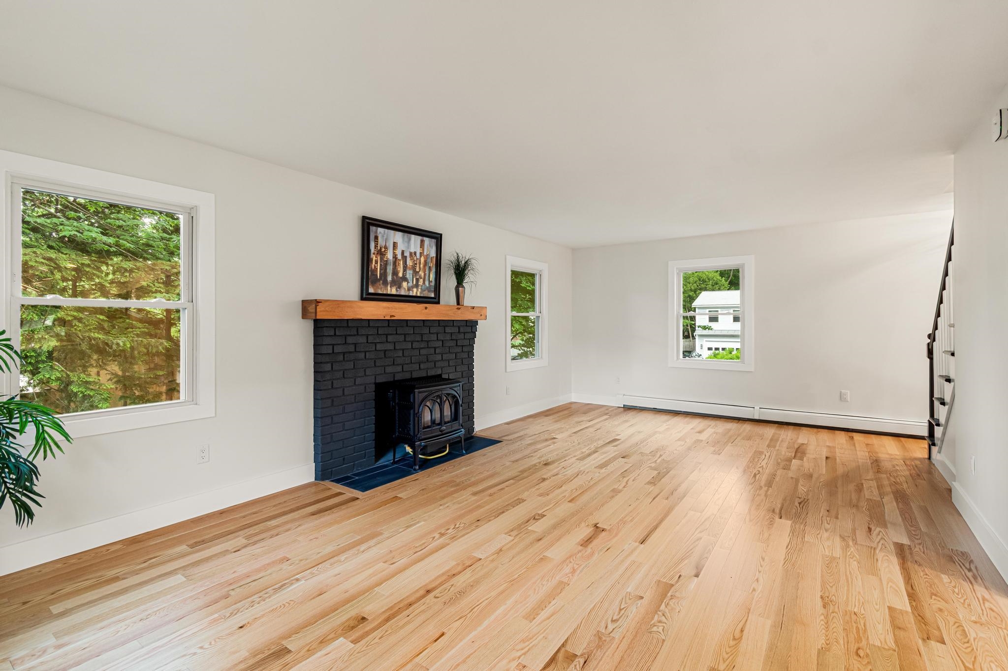 180 Laurel Hill Drive Property Photo 3