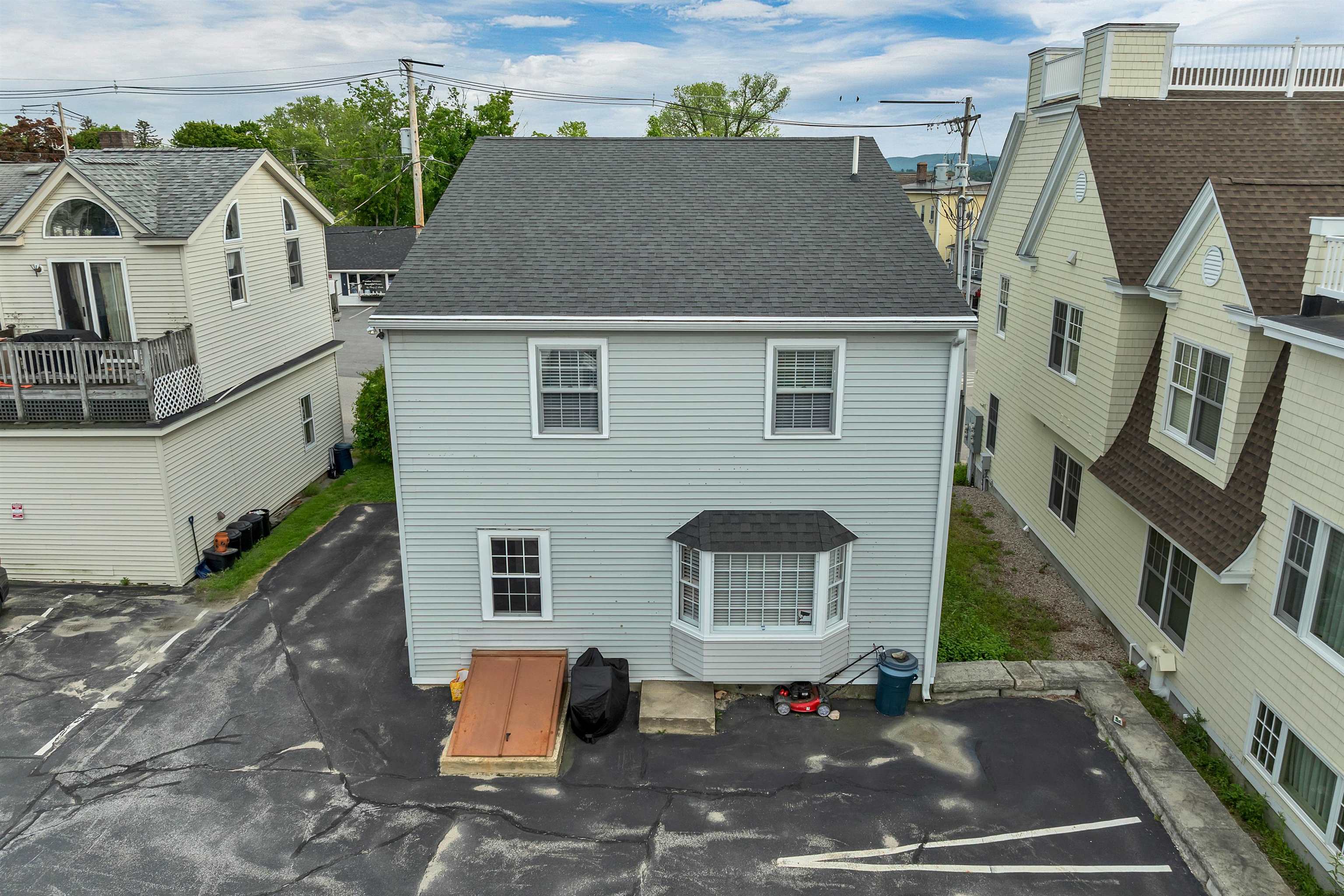 16 Depot Street Property Photo 30