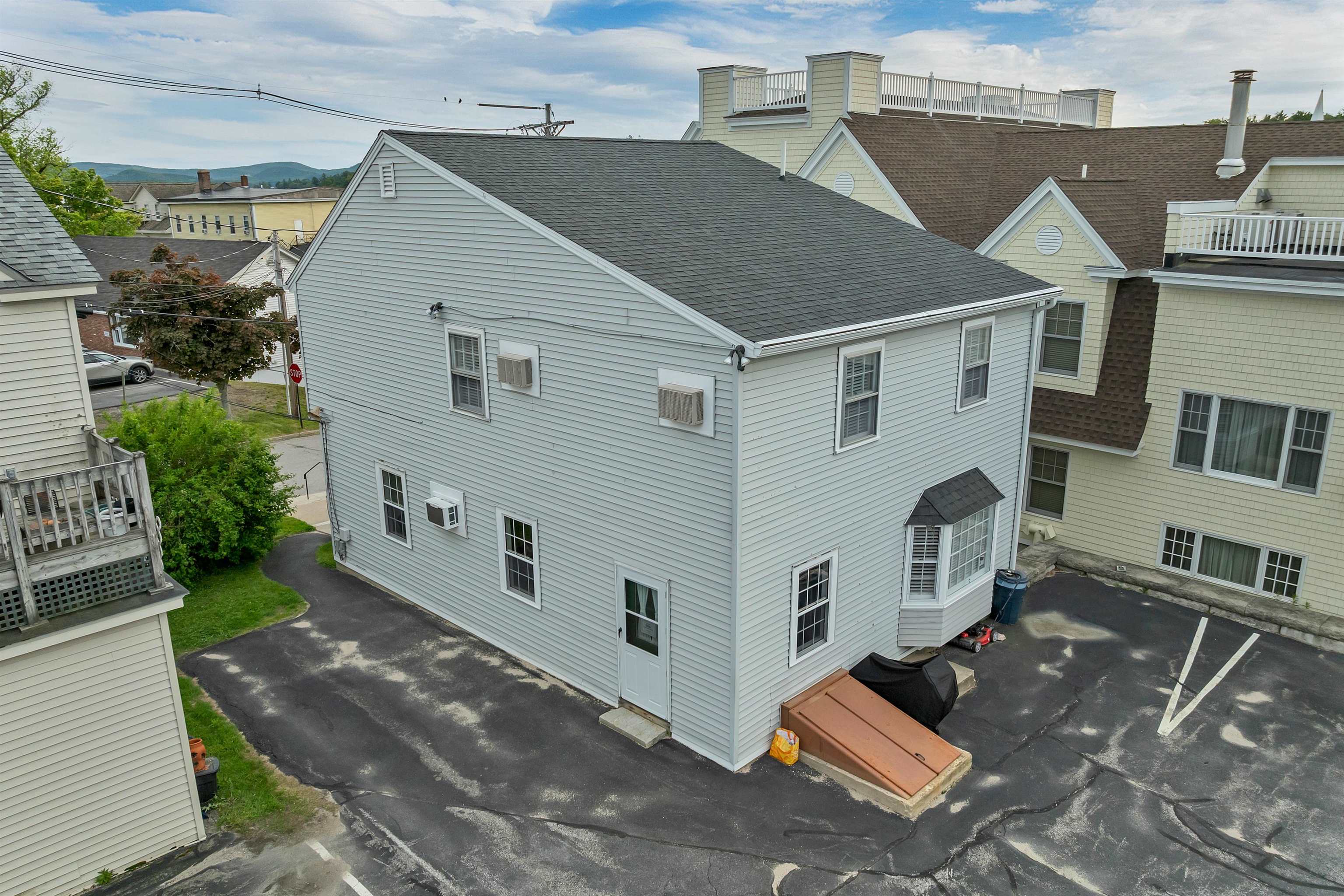 16 Depot Street Property Photo 31