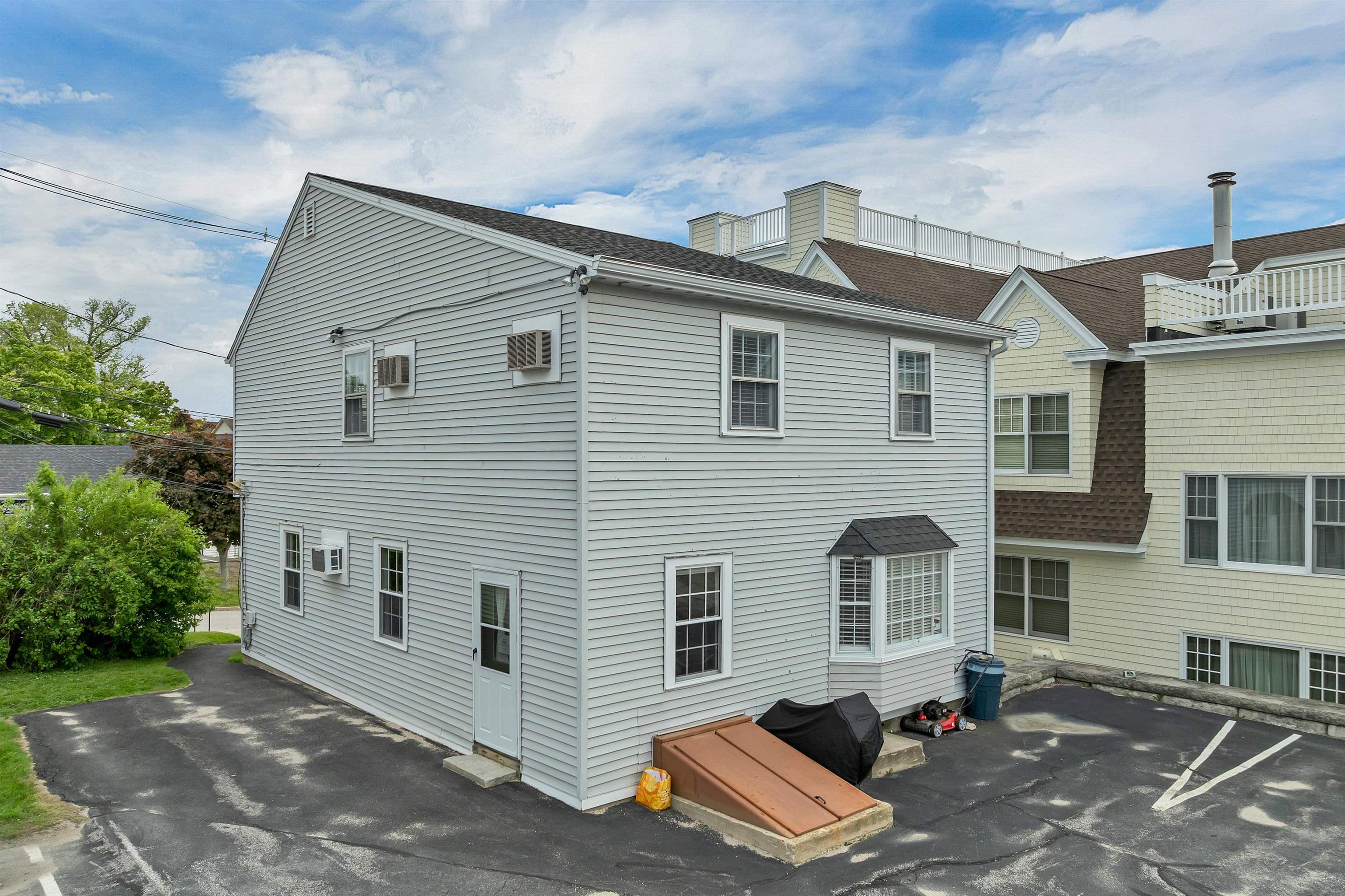 16 Depot Street Property Photo 32