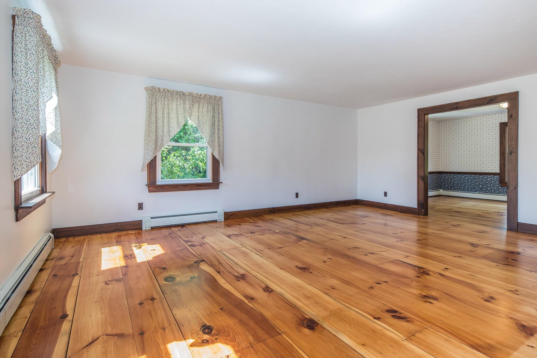 5876 Rte 7 Property Photo 12