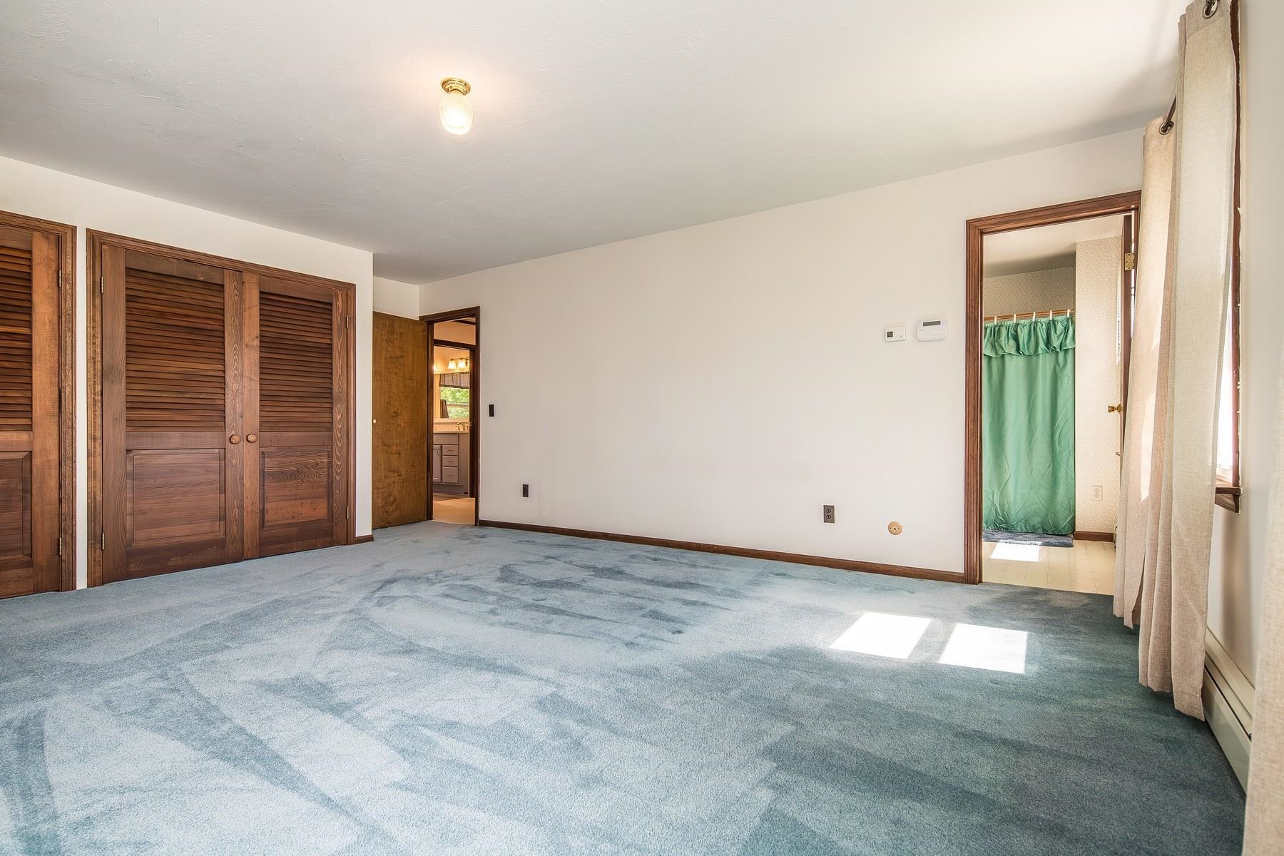 5876 Rte 7 Property Photo 24