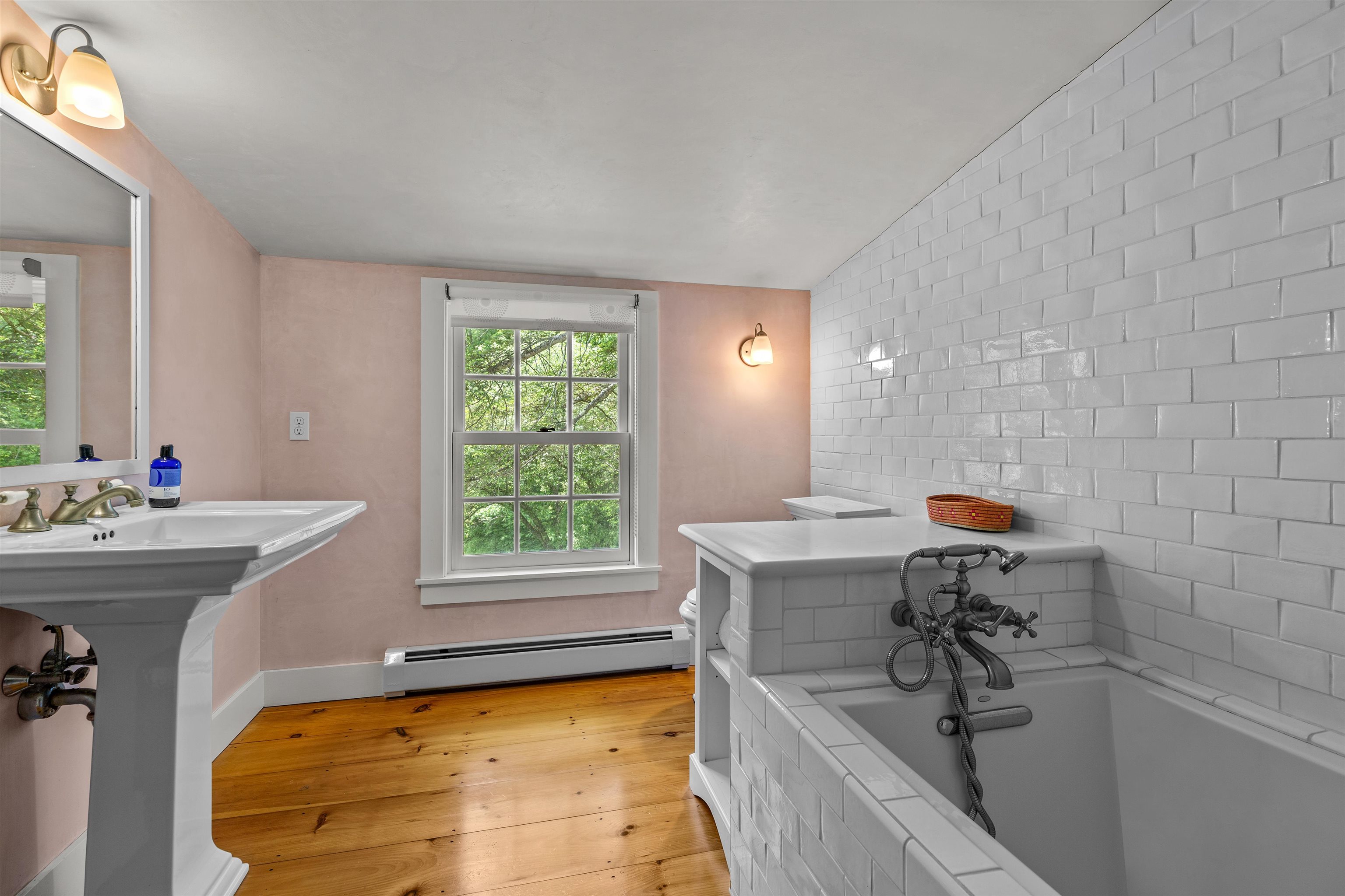 323 Turnpike Road Property Photo 37
