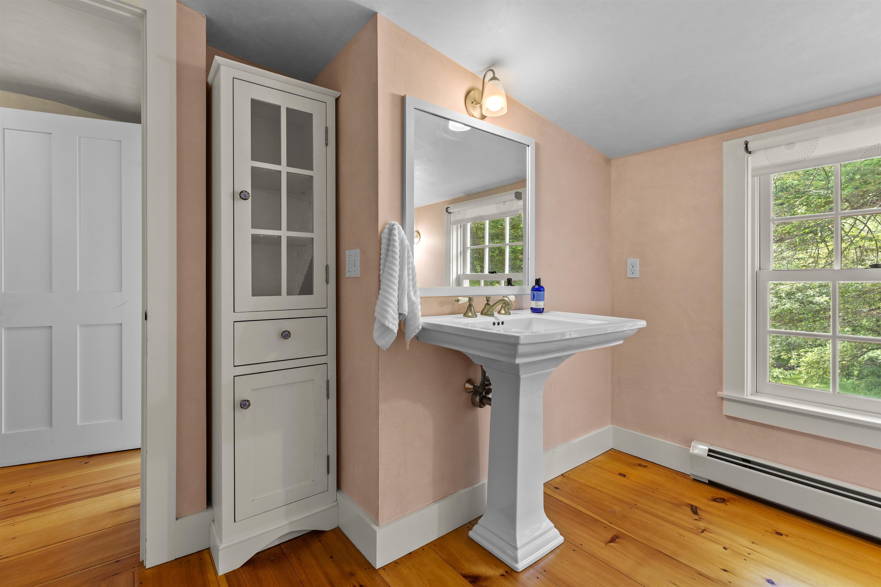 323 Turnpike Road Property Photo 38