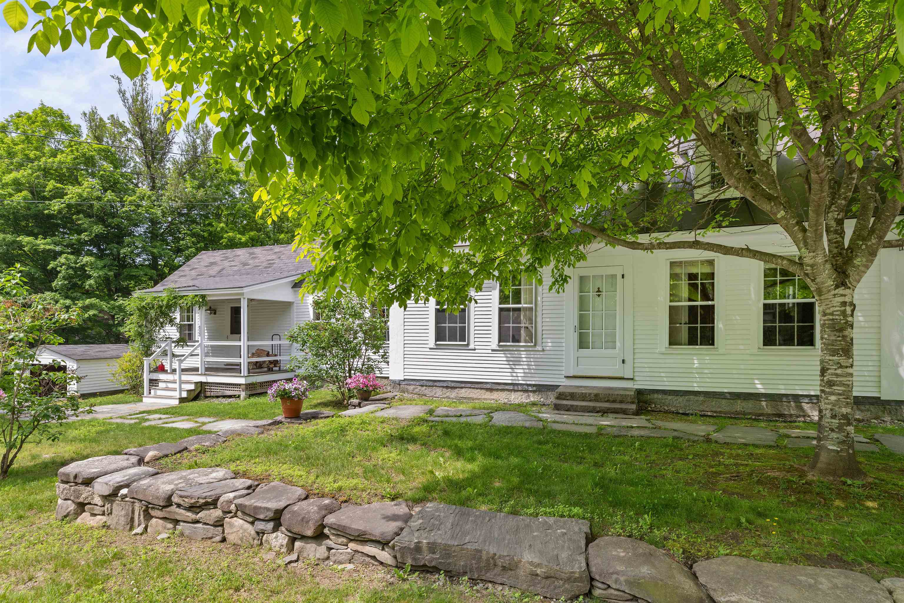 323 Turnpike Road Property Photo 55