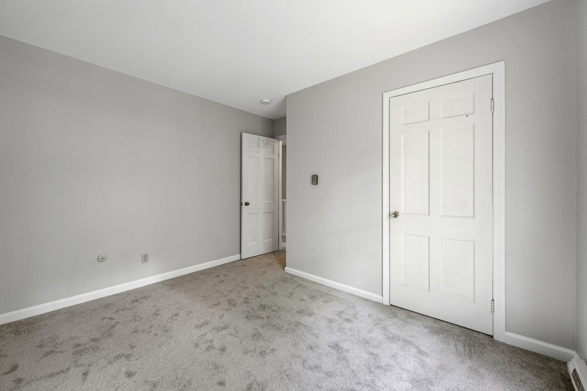 425 Dorset Street Property Photo 23