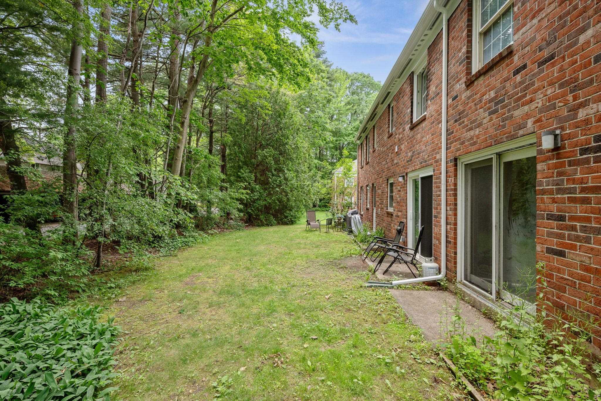 425 Dorset Street Property Photo 25