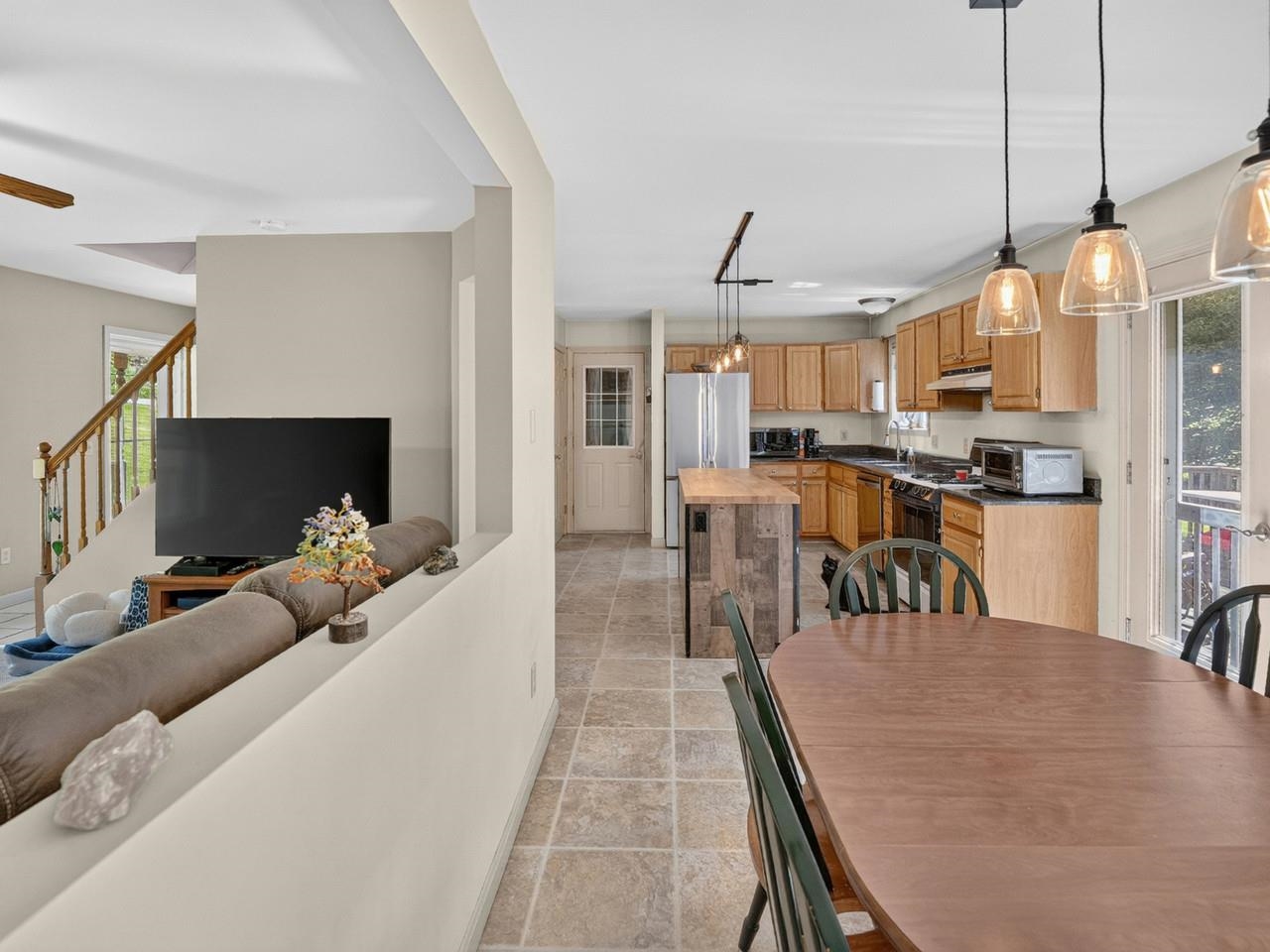177 Westford Road Property Photo 8