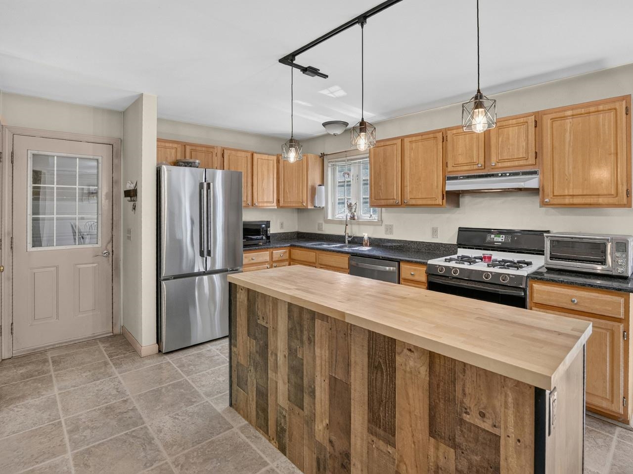 177 Westford Road Property Photo 13
