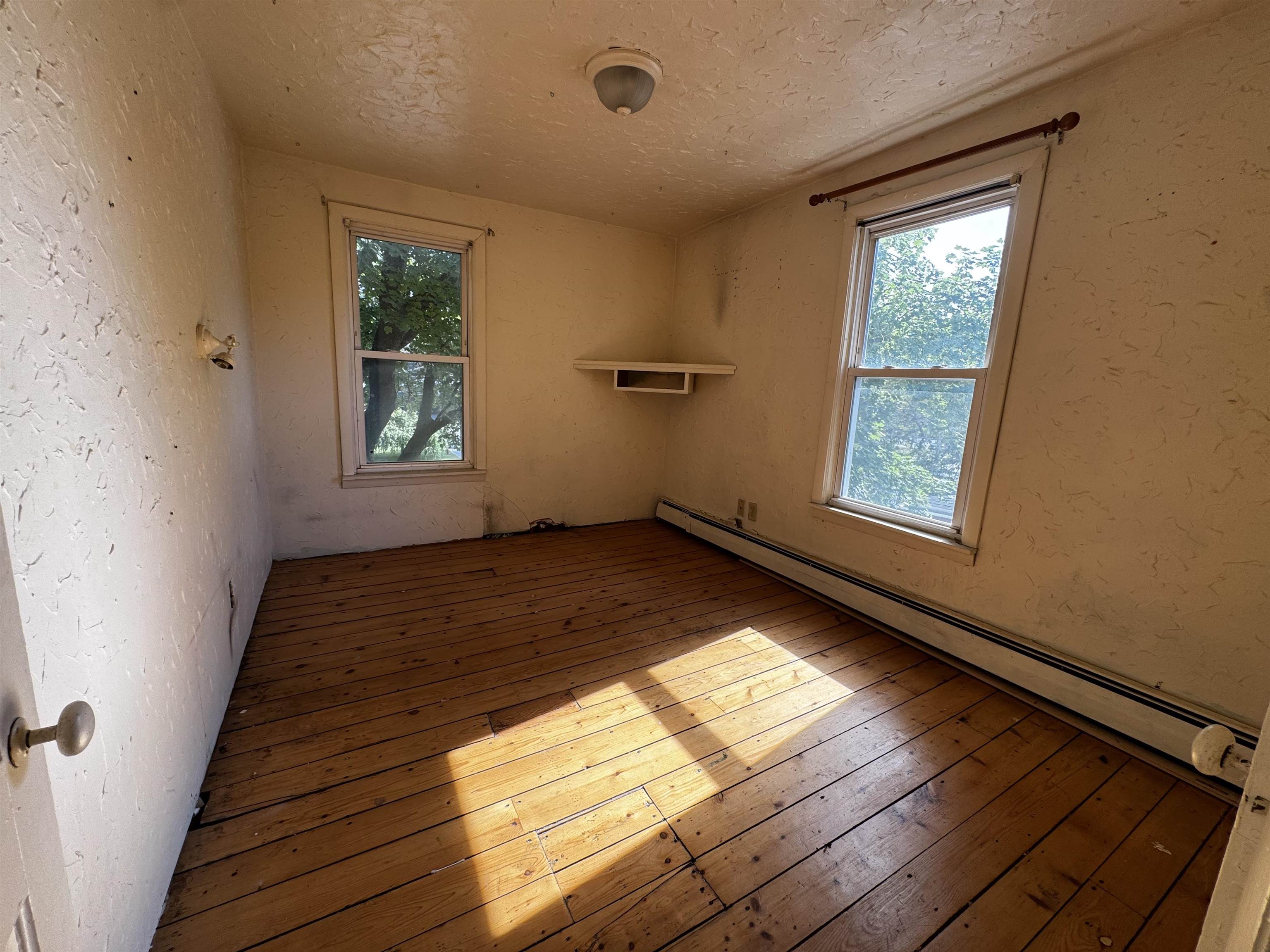 406-408 Gage Street Property Photo 17
