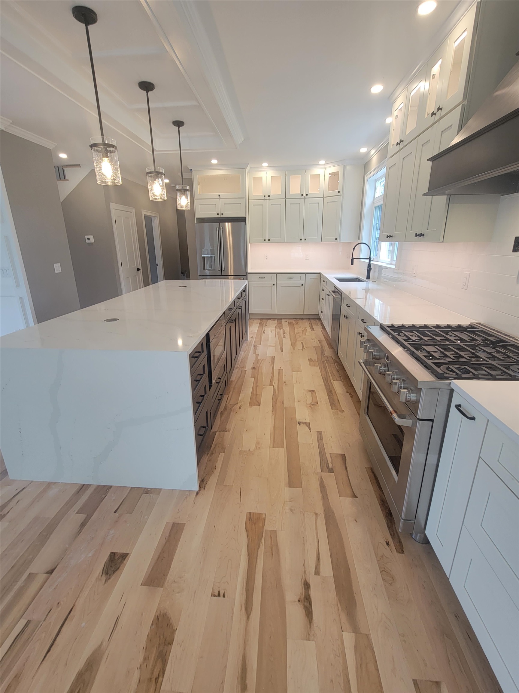 9 Zeland Drive Property Photo 4
