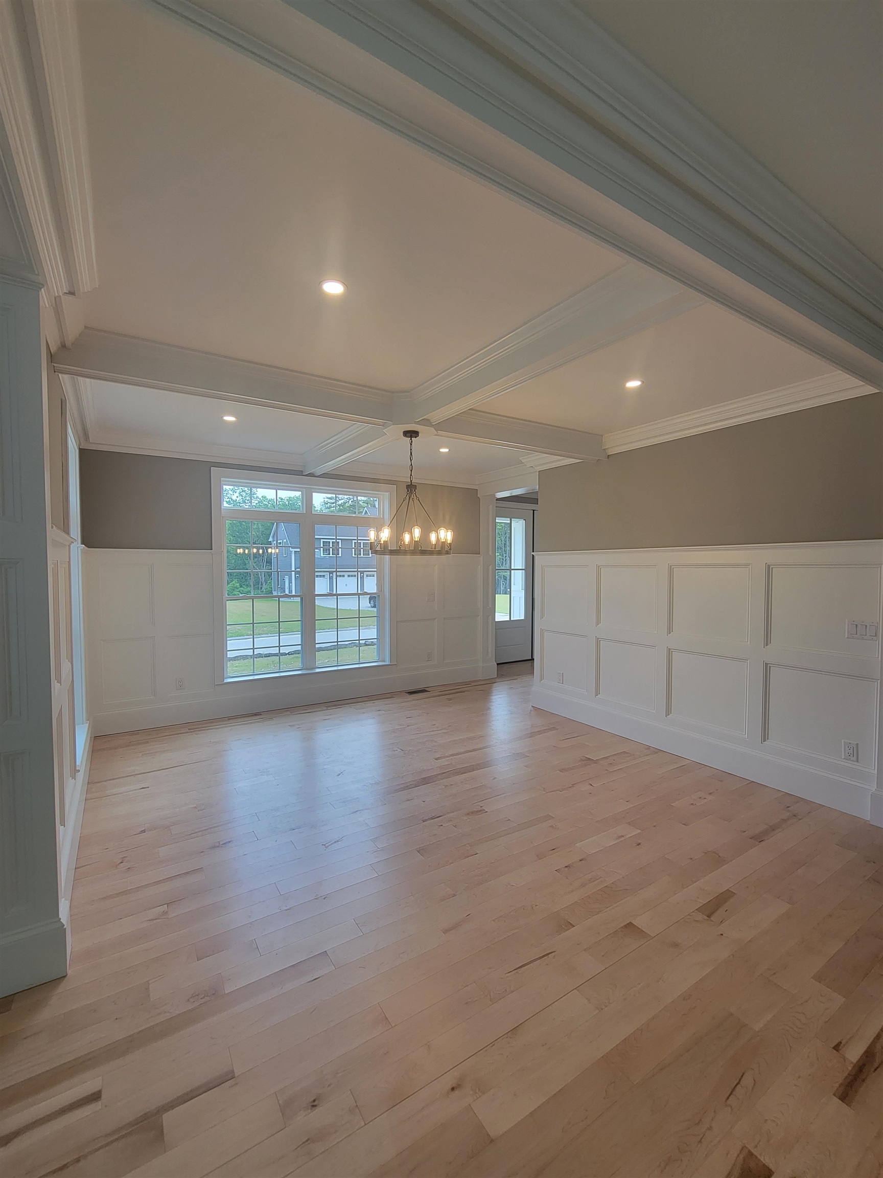 9 Zeland Drive Property Photo 11
