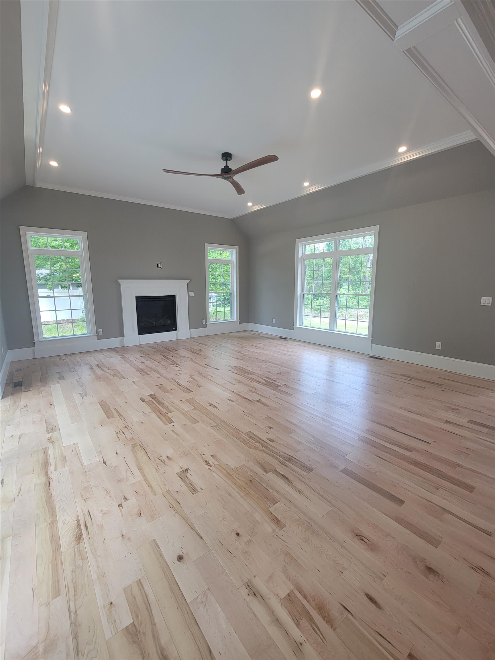 9 Zeland Drive Property Photo 19