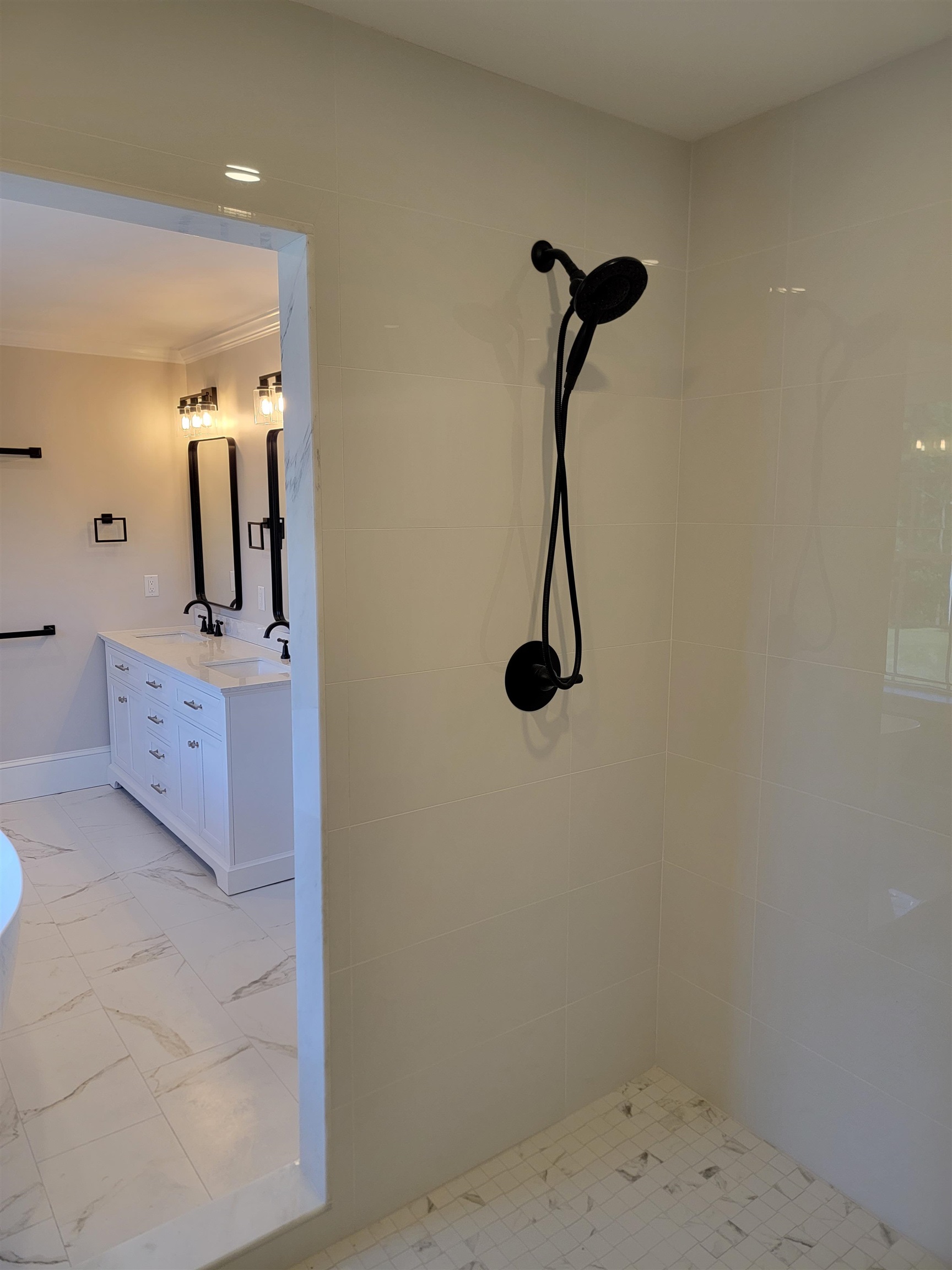 9 Zeland Drive Property Photo 31