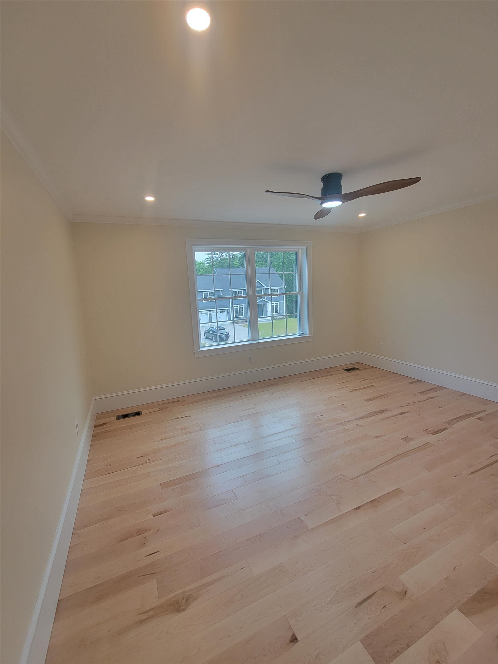 9 Zeland Drive Property Photo 37