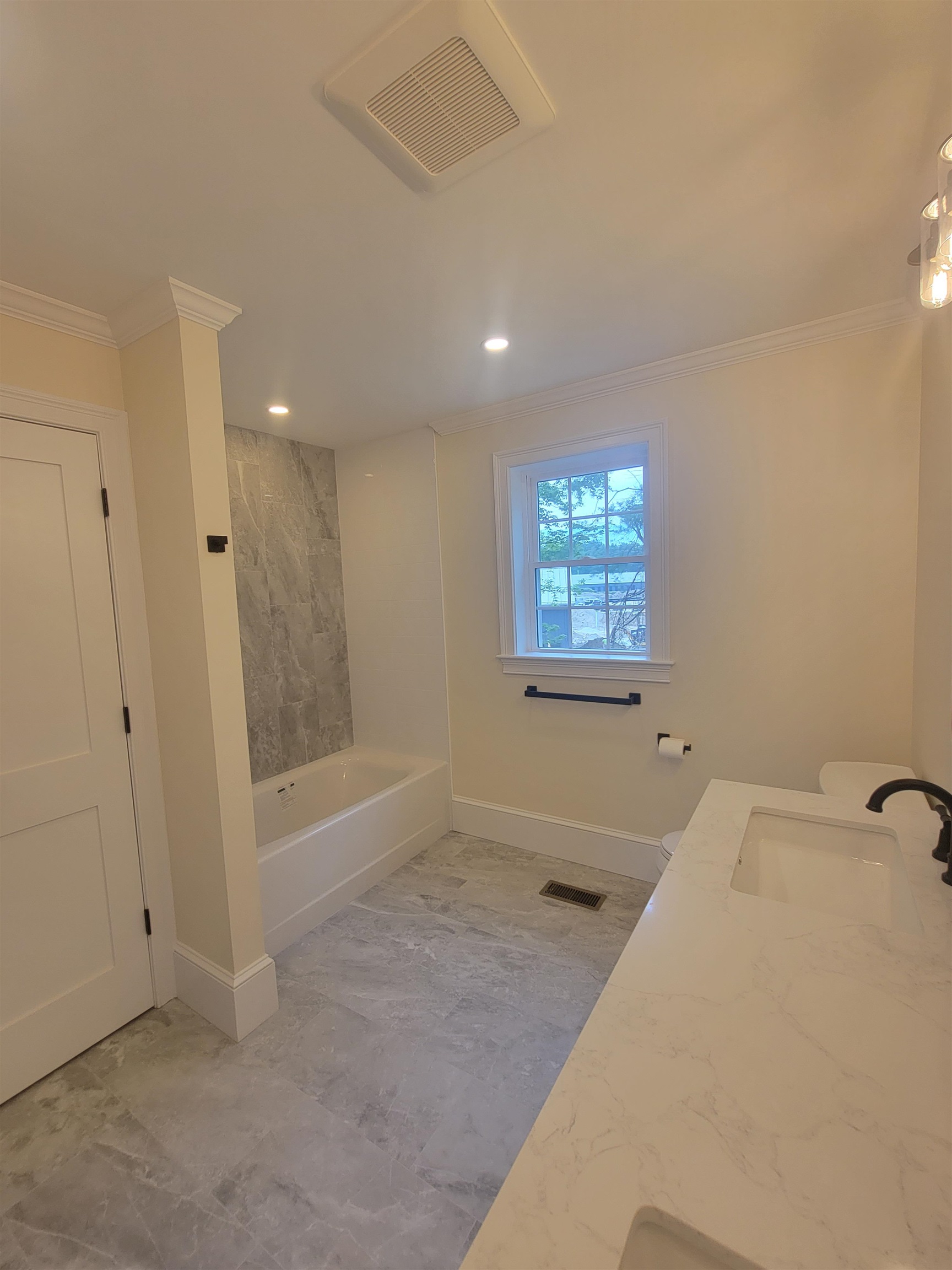 9 Zeland Drive Property Photo 39