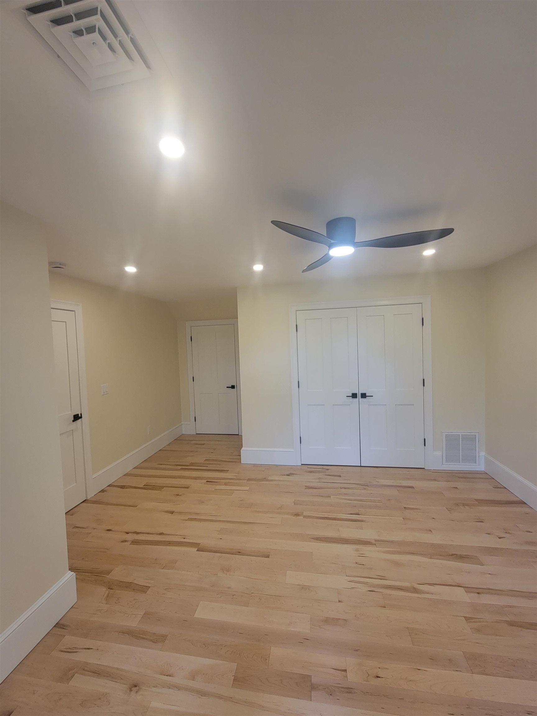 9 Zeland Drive Property Photo 45
