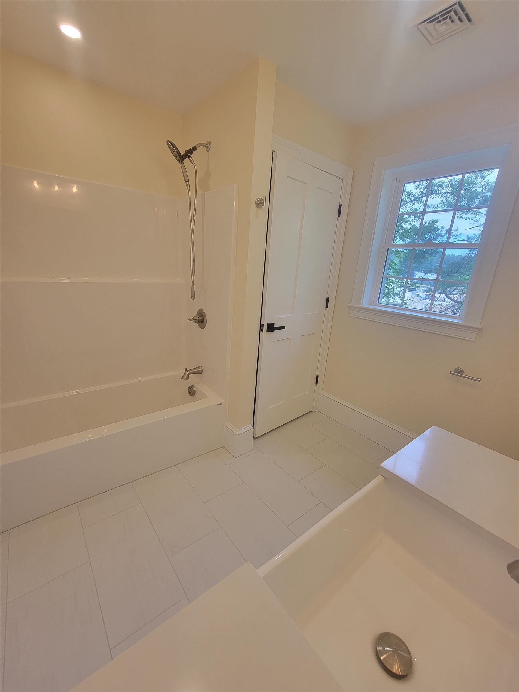9 Zeland Drive Property Photo 46
