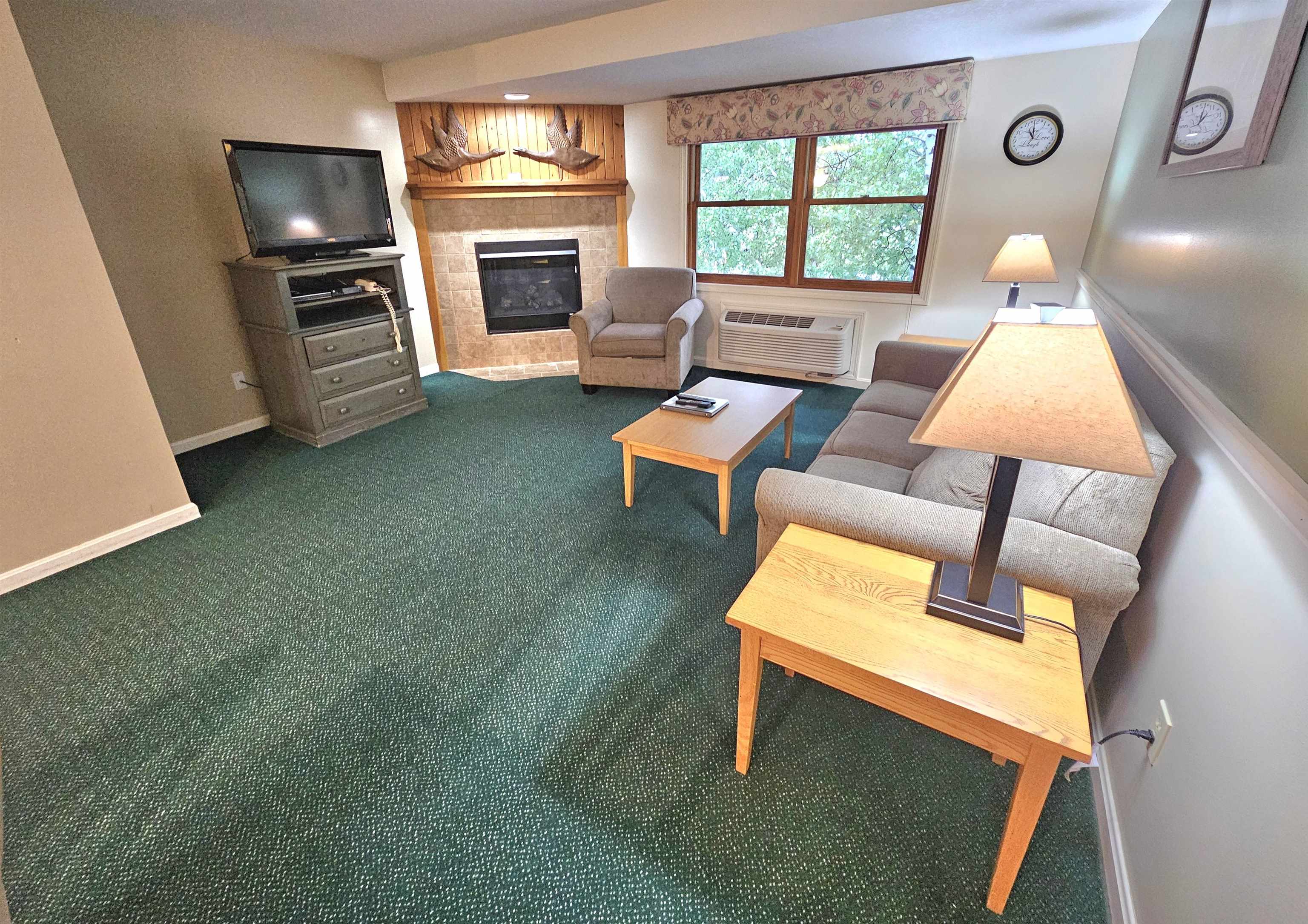 164 Deer Park Drive Property Photo 2