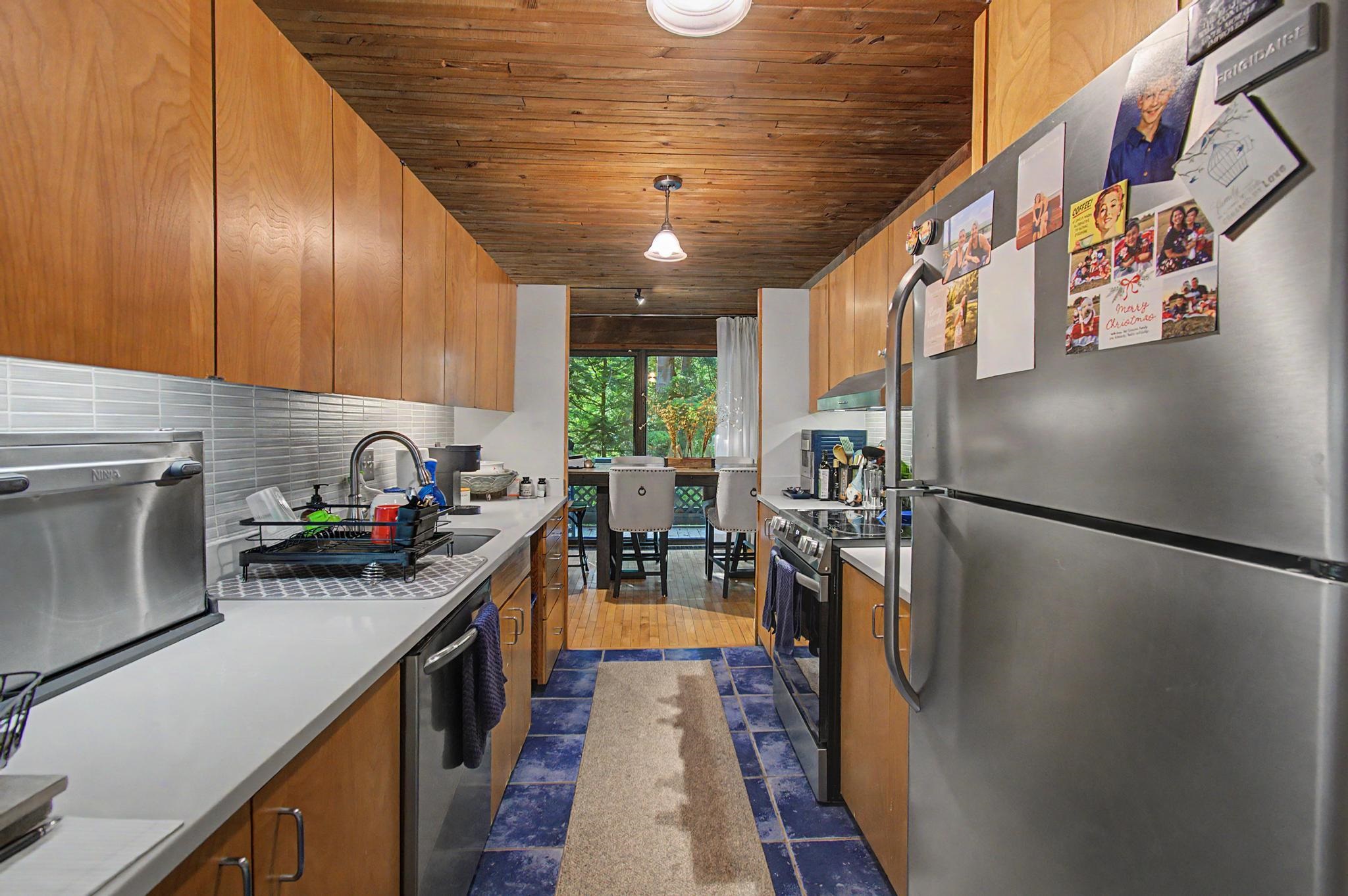 122 Redrock Drive Property Photo 13