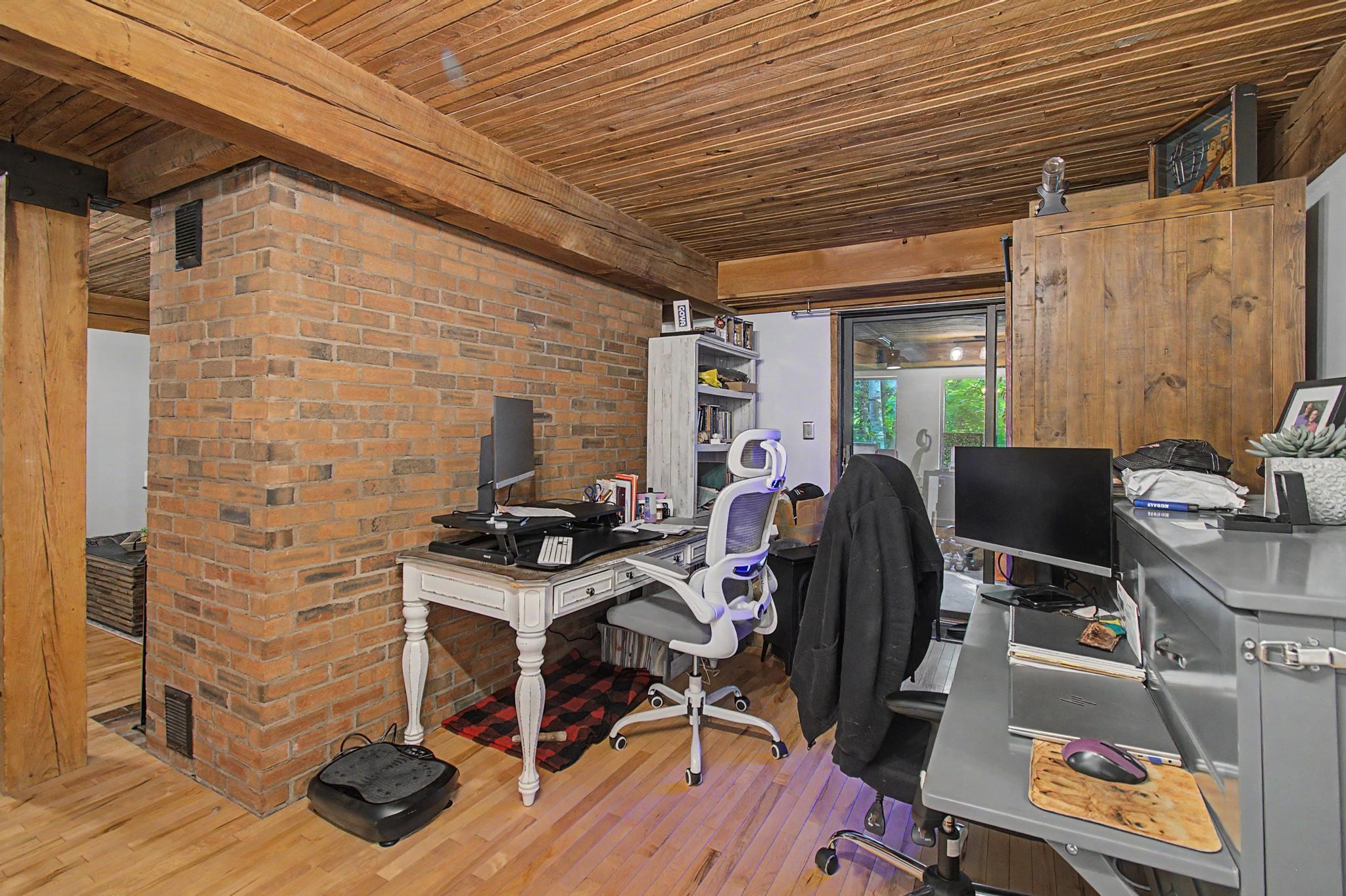 122 Redrock Drive Property Photo 21