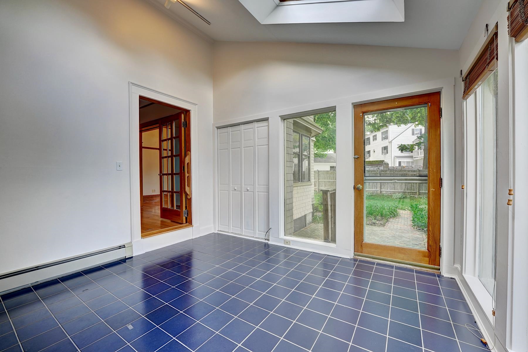 151 Lafayette Road Property Photo 7