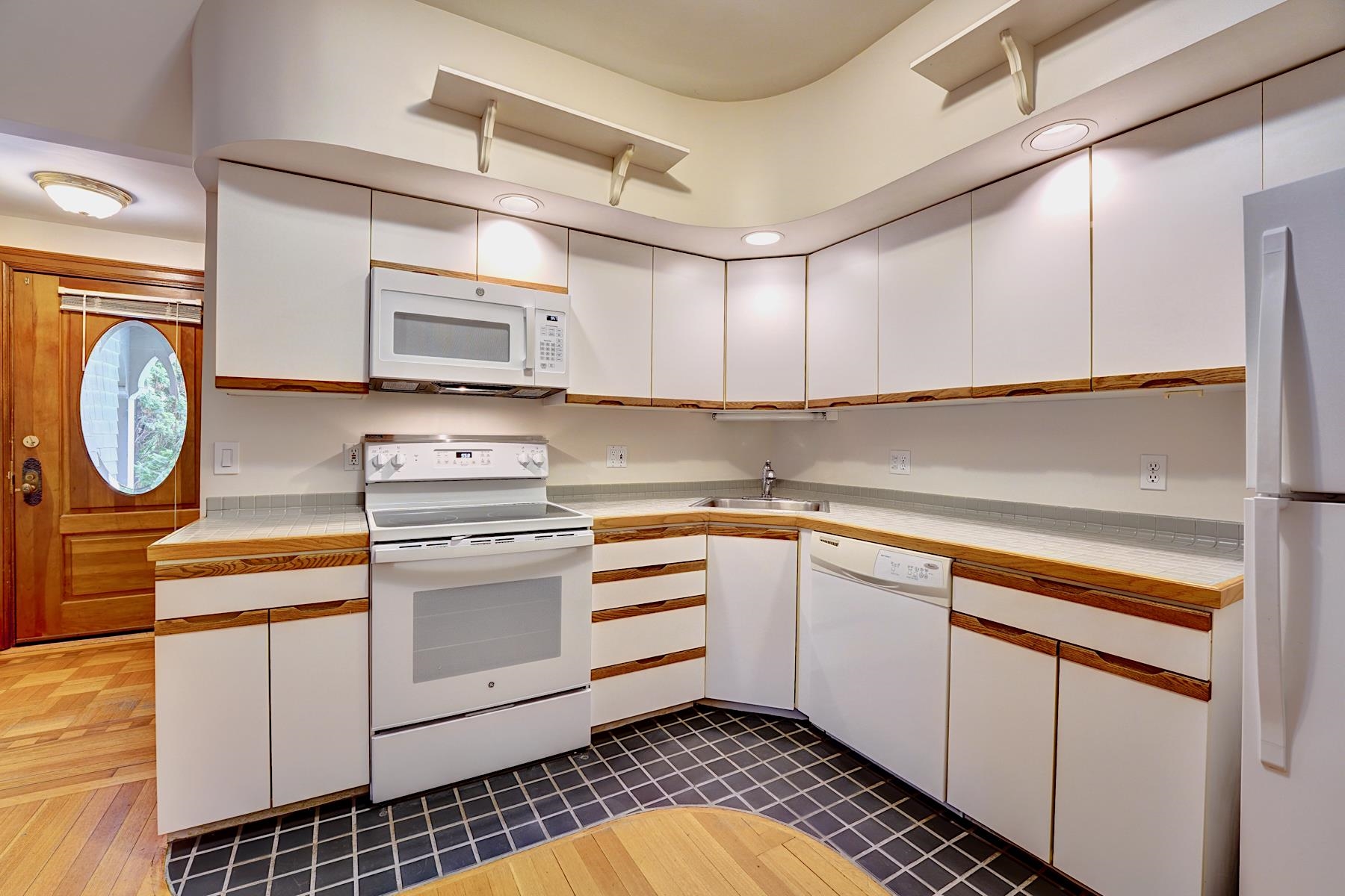 151 Lafayette Road Property Photo 13