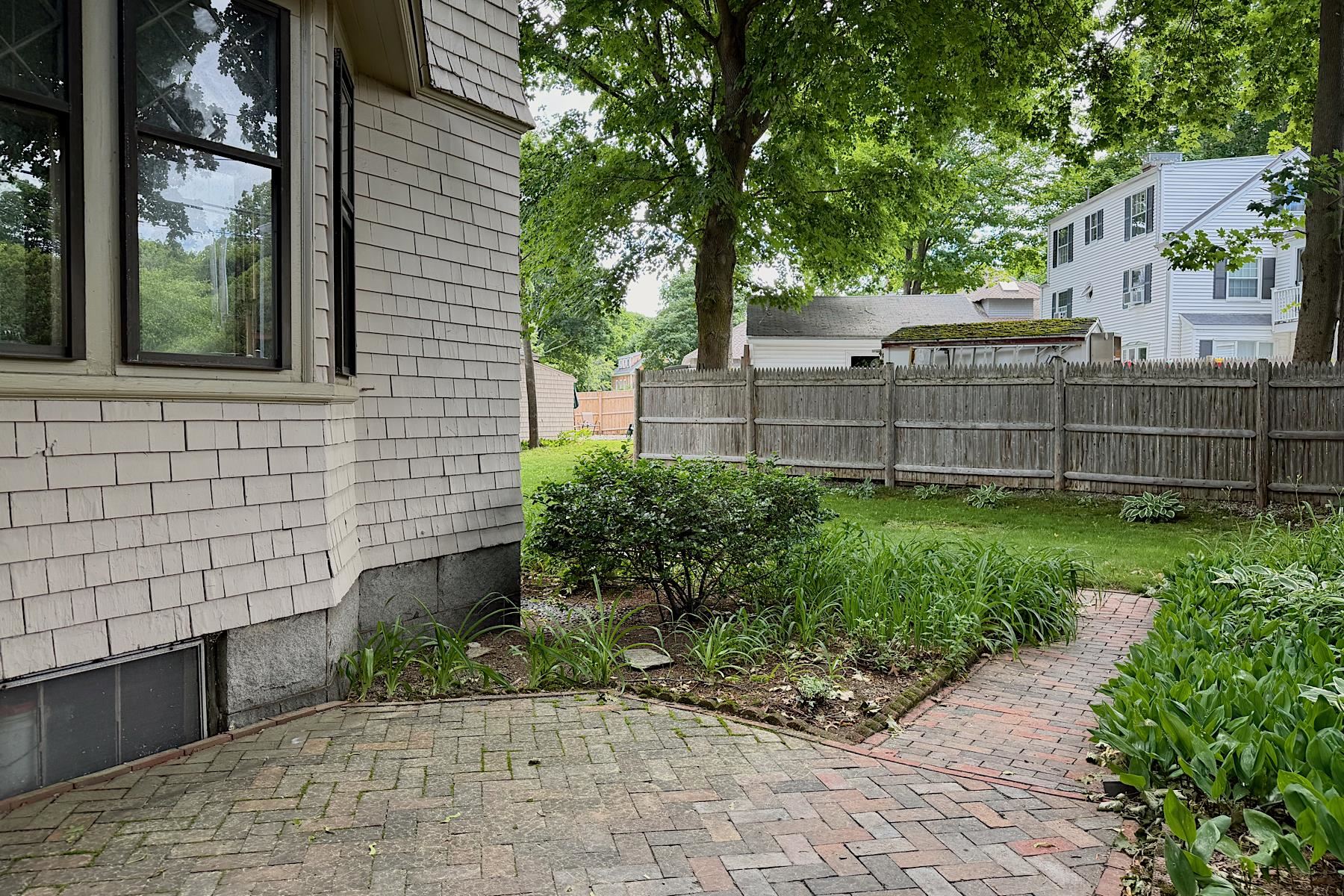 151 Lafayette Road Property Photo 19