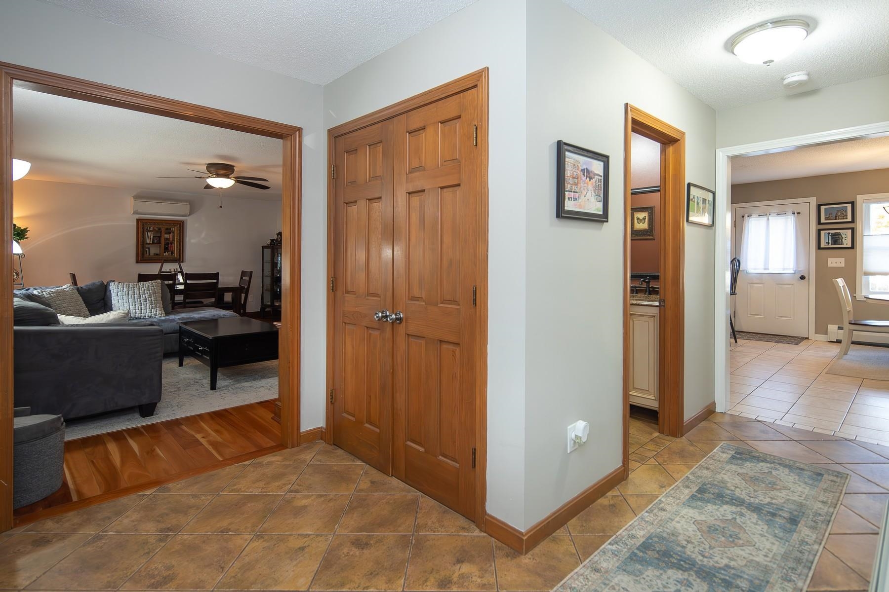 10 Rachel Drive Property Photo 6