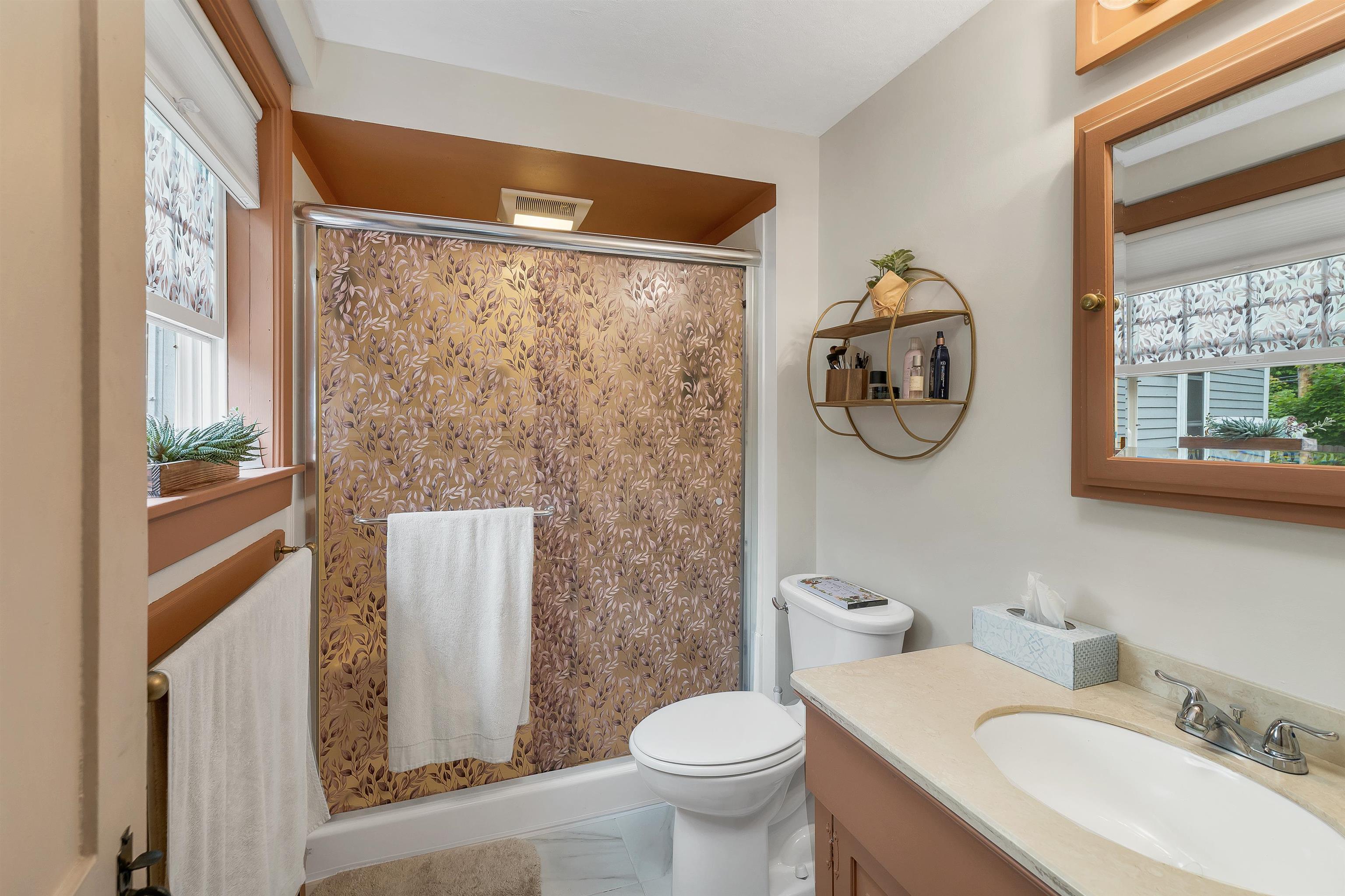 64 N Amherst Road Property Photo 31