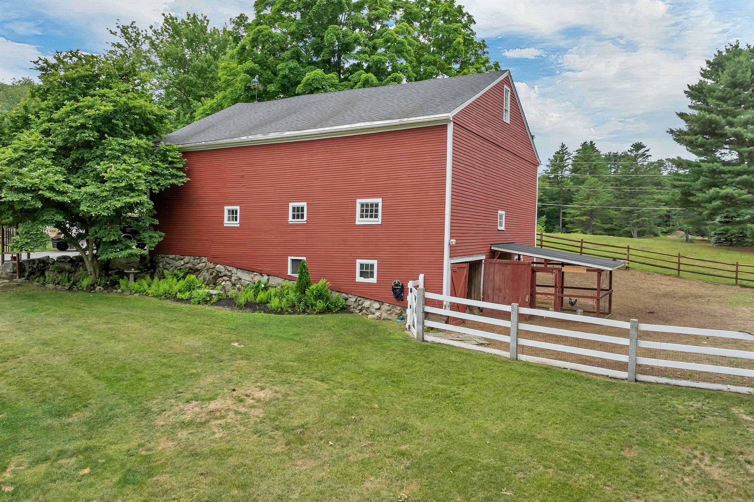 64 N Amherst Road Property Photo 47