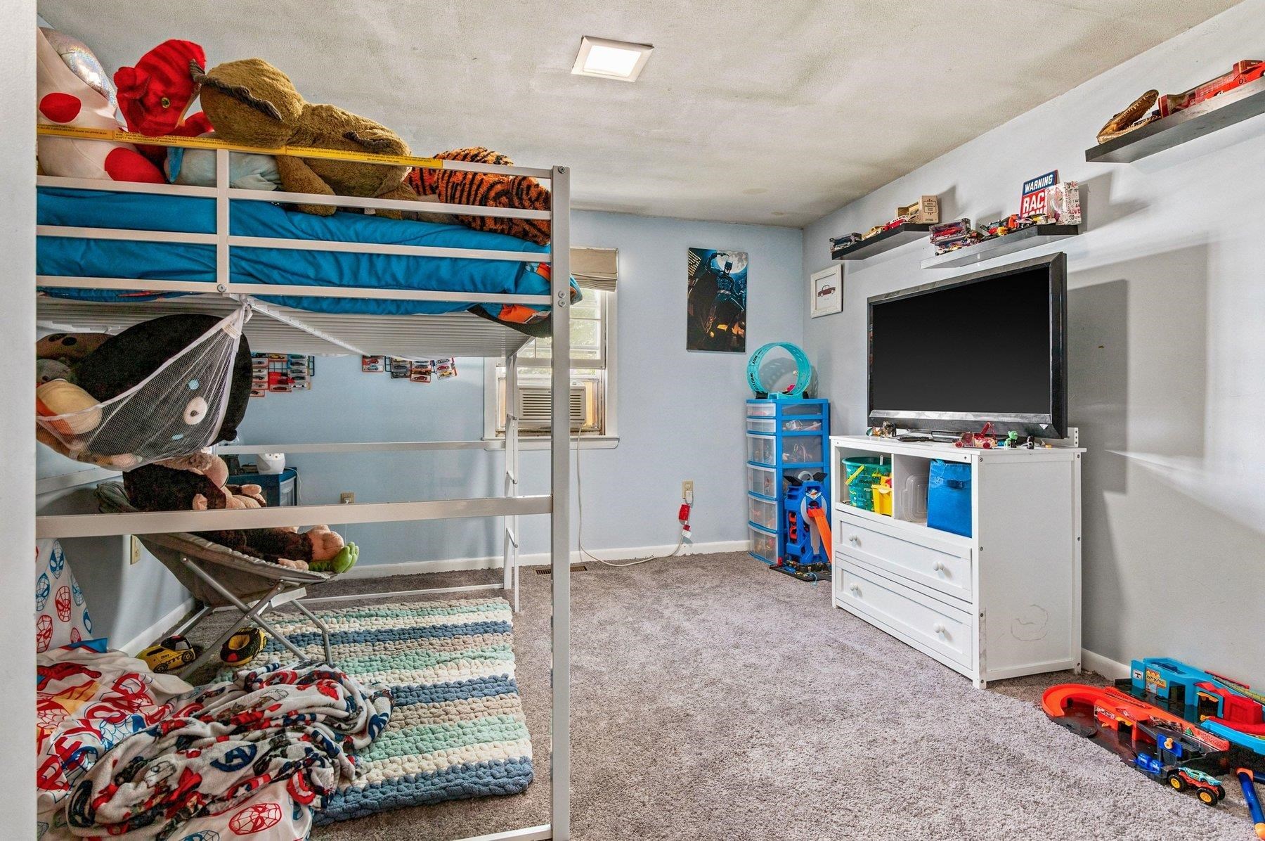 89 Saint James Avenue Property Photo 19
