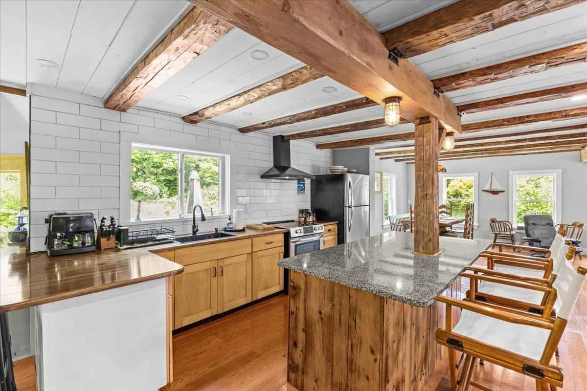 488 Beach Road Property Photo 1