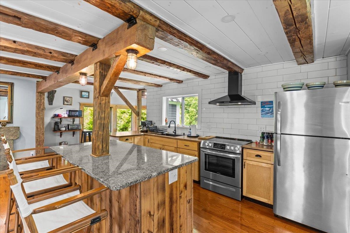 488 Beach Road Property Photo 4