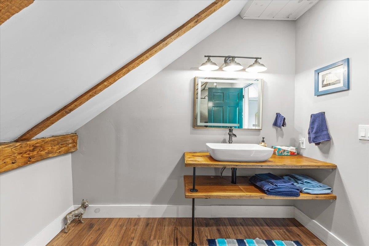 488 Beach Road Property Photo 29