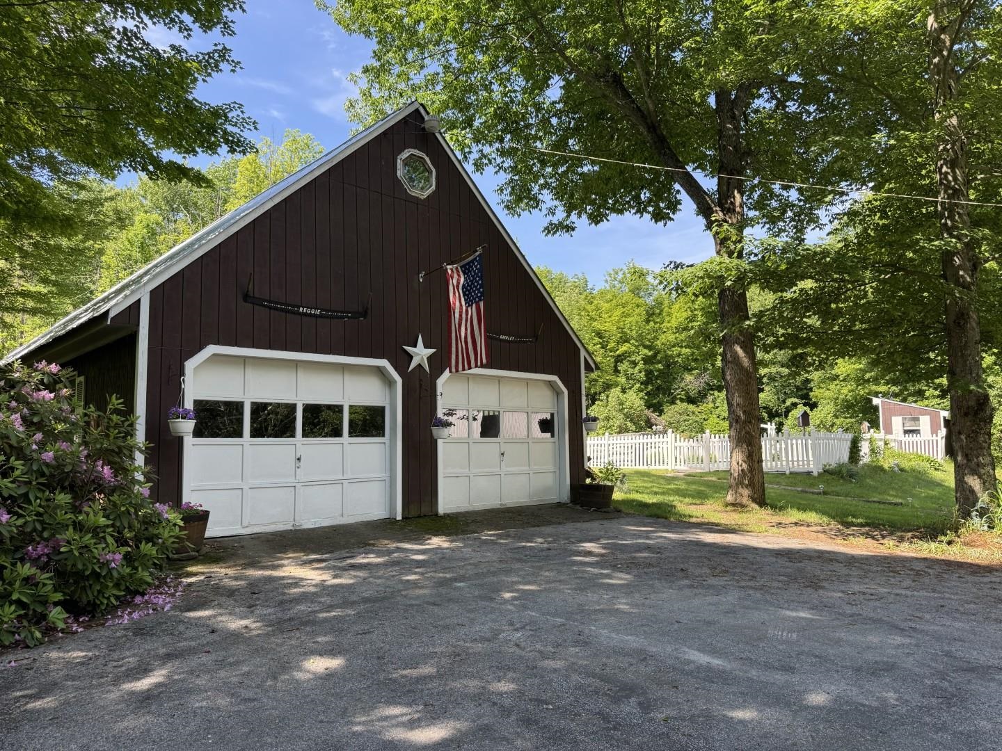 1198 Georgia Mountain Road Property Photo 4