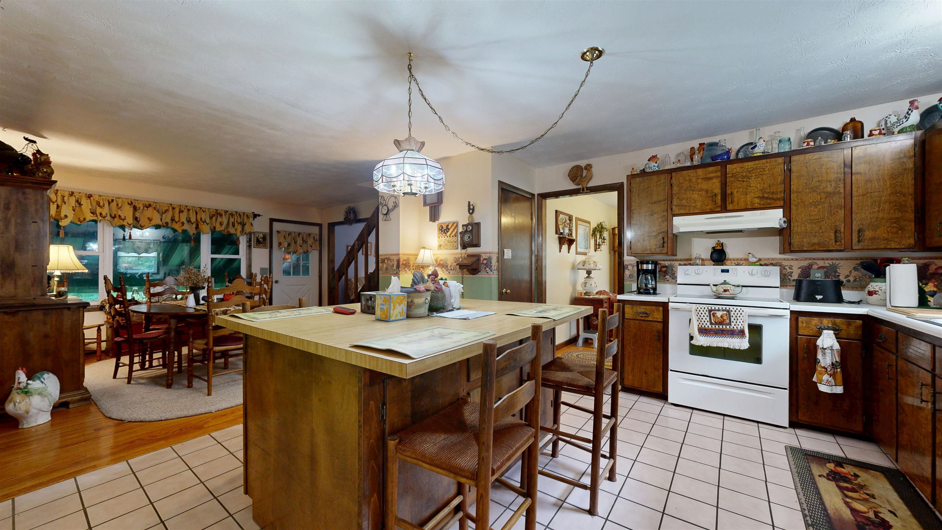 1198 Georgia Mountain Road Property Photo 6