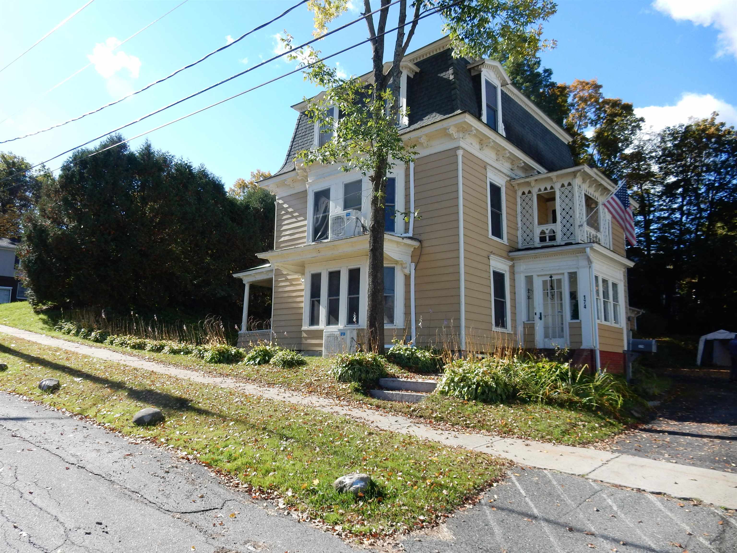 174 Third Street Property Photo 3