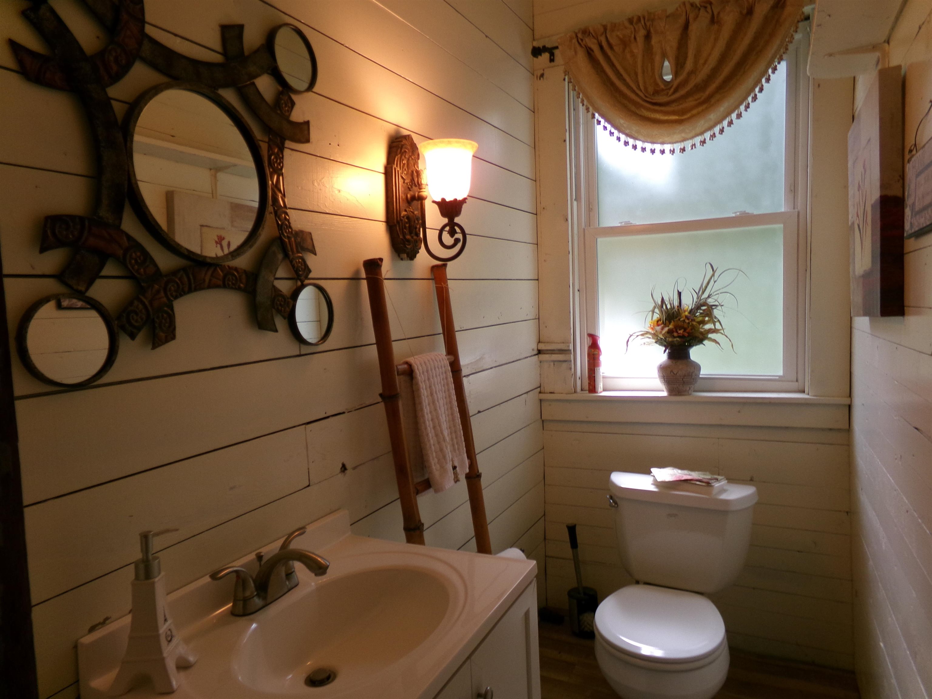 174 Third Street Property Photo 8