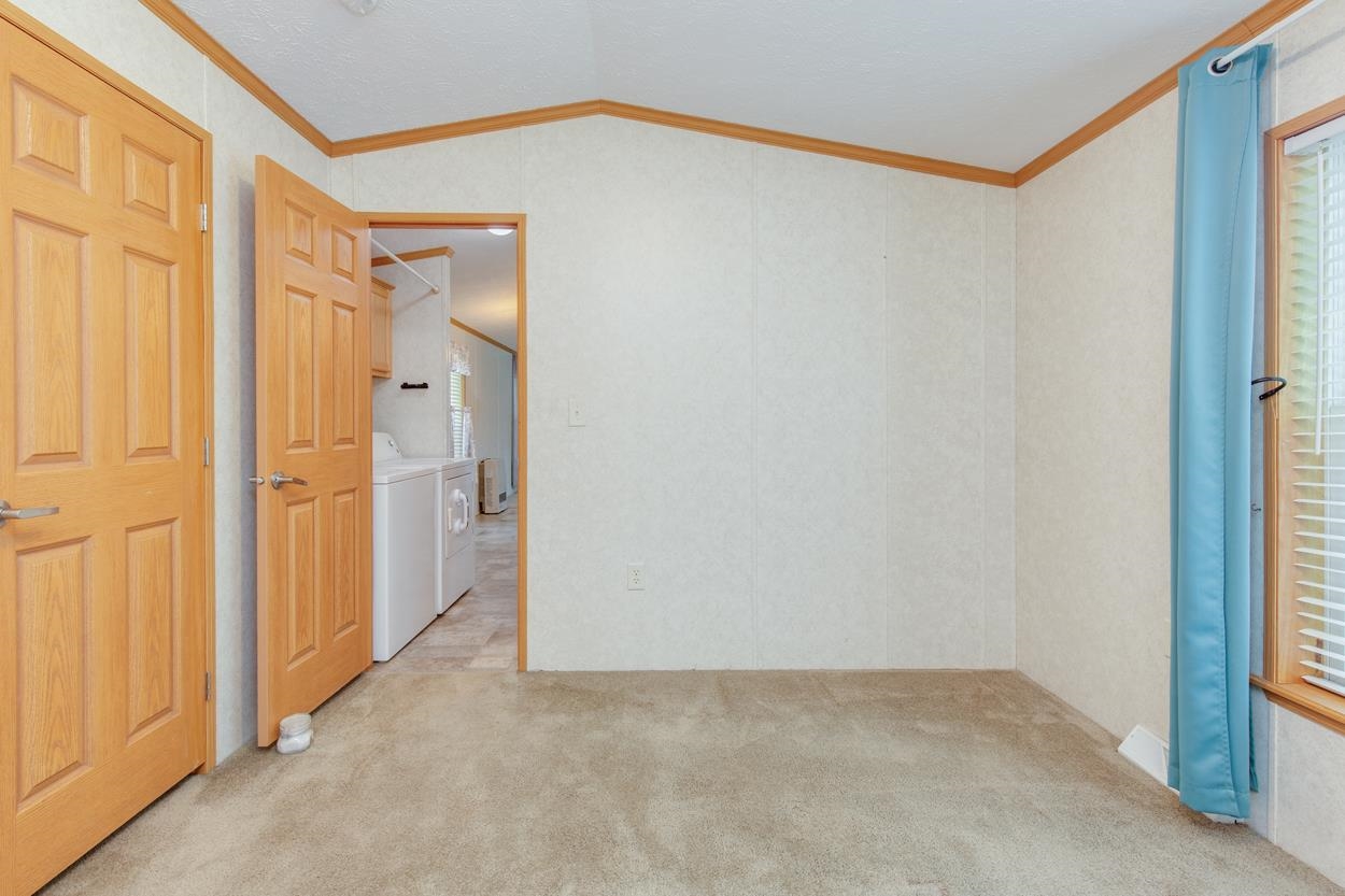 9 Chancellor Drive Property Photo 12