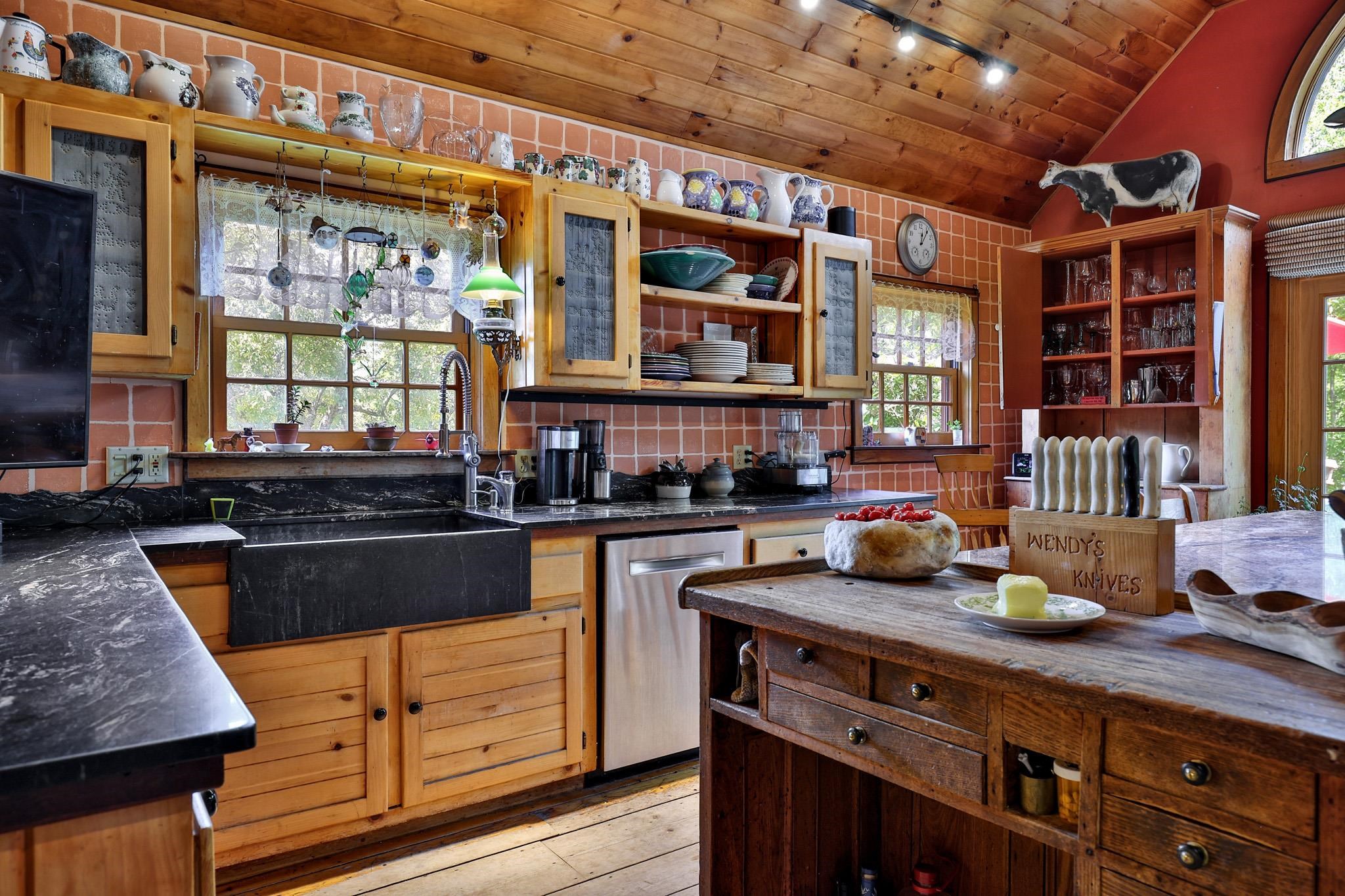58 Lakeshore Drive Property Photo 11