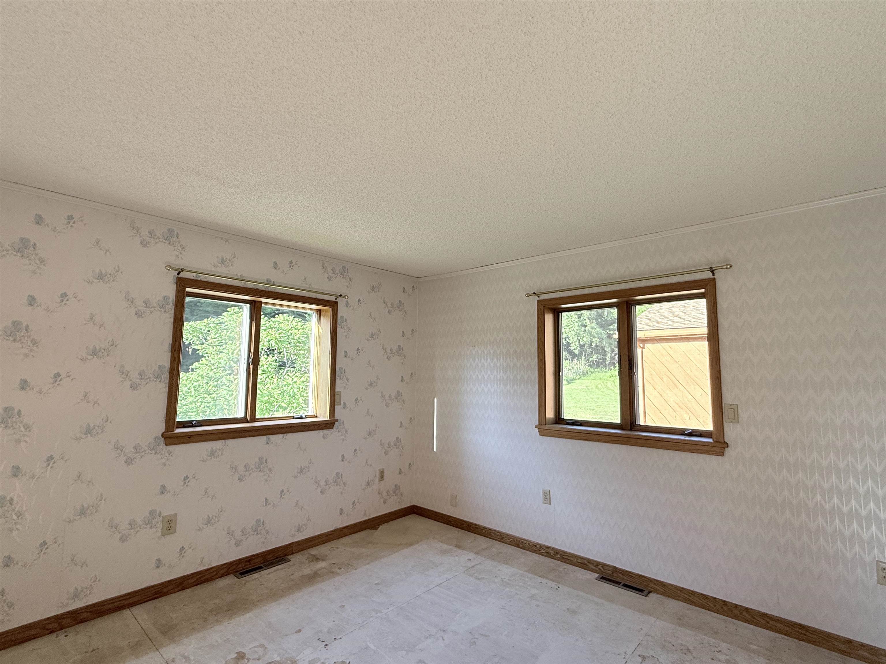 498 Town Line Road Property Photo 26