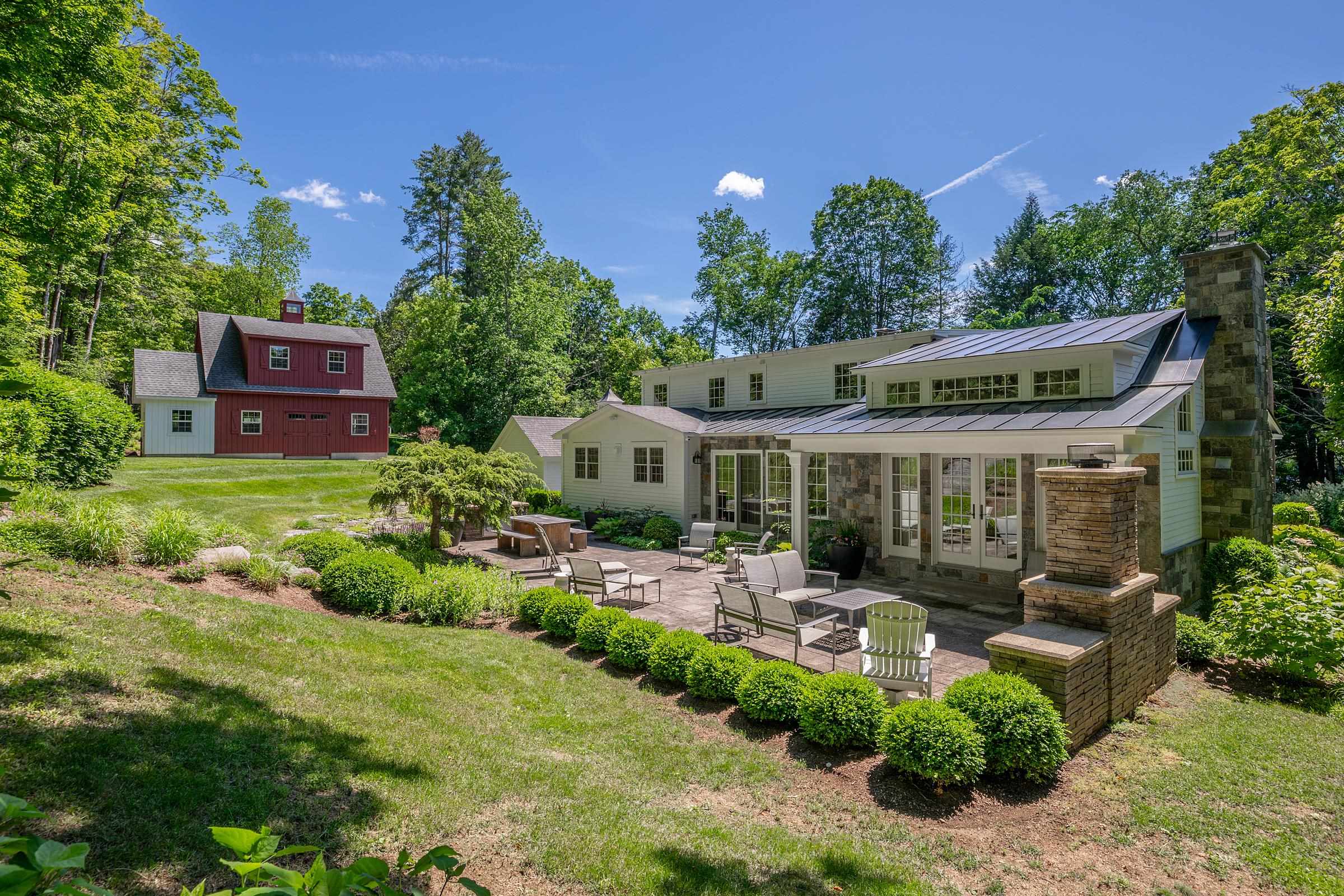59 Barrows Heights Property Photo 45