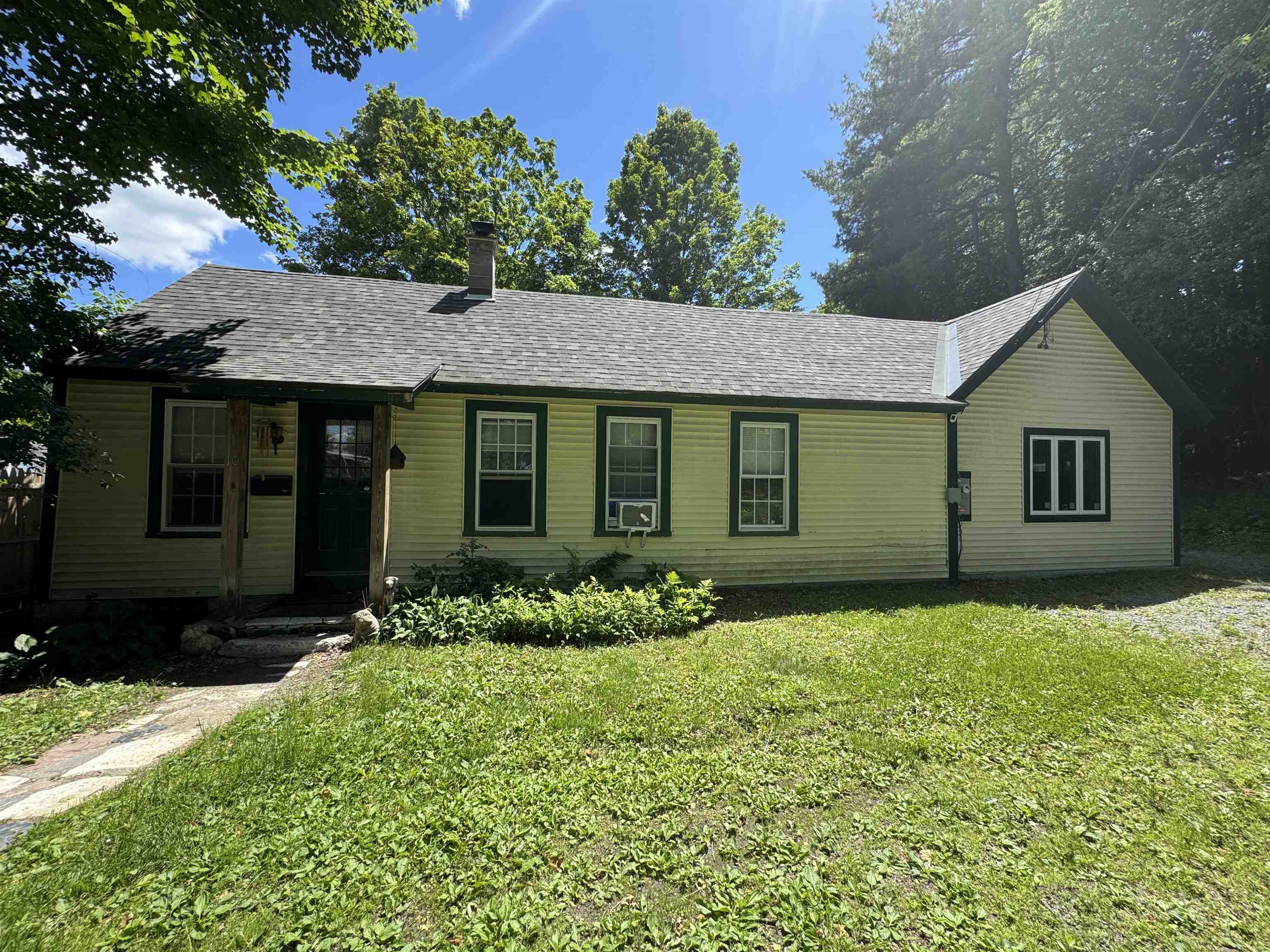 10 West Hill Street Property Photo 1