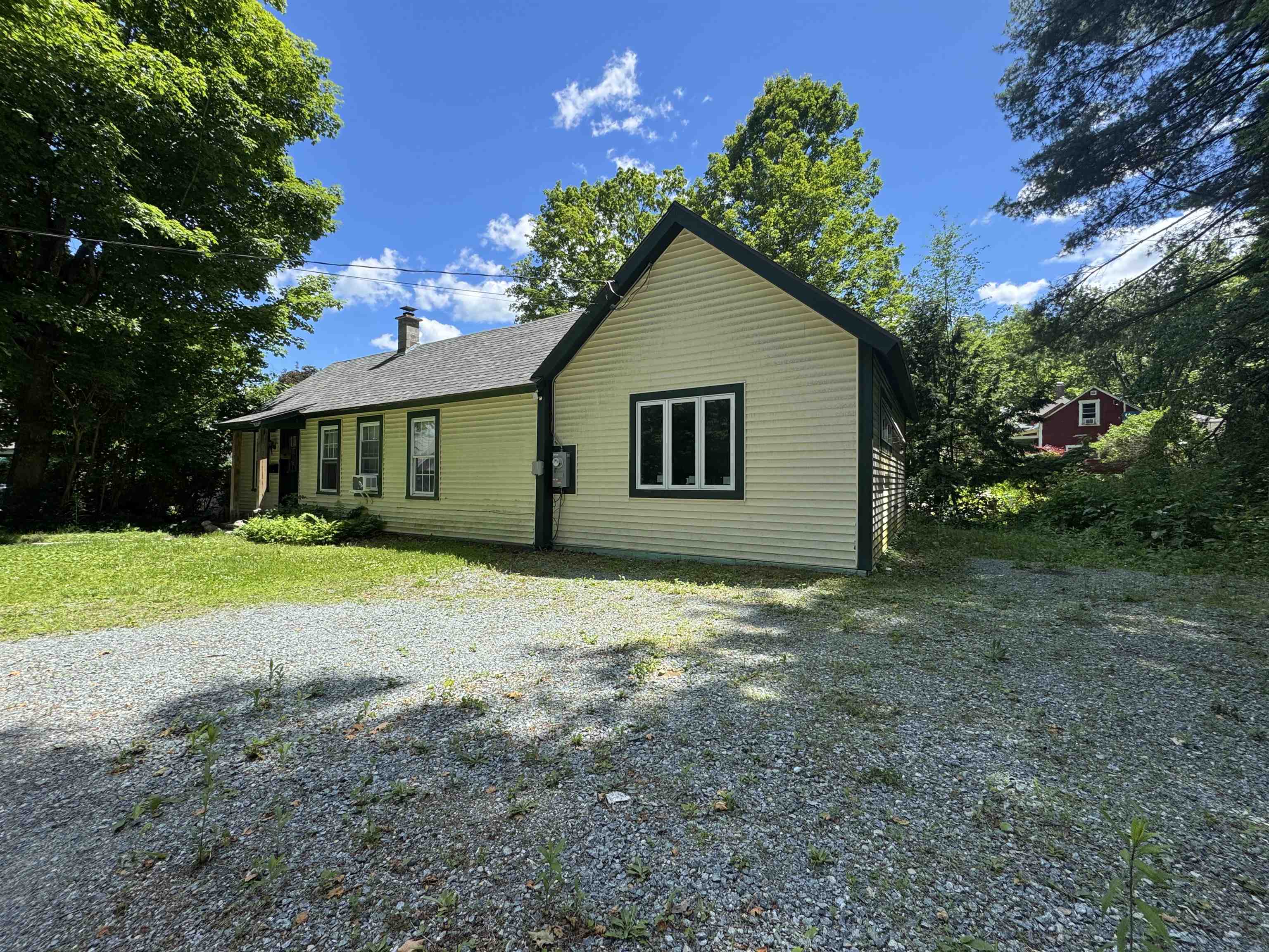 10 West Hill Street Property Photo 2