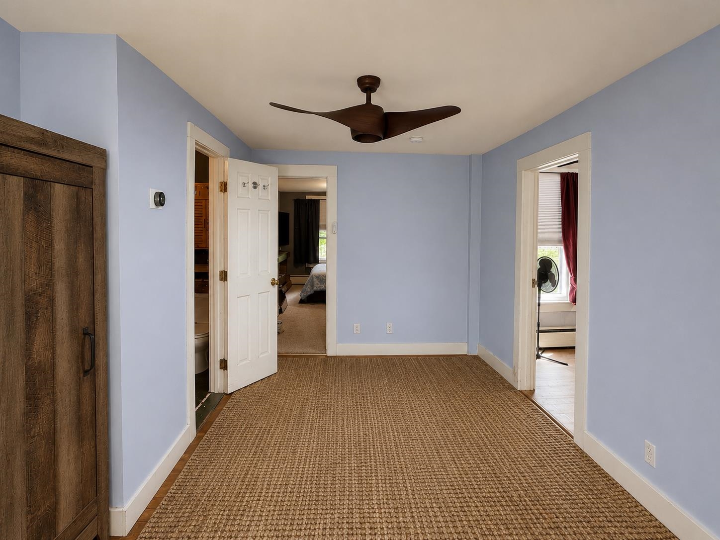 10 West Hill Street Property Photo 7