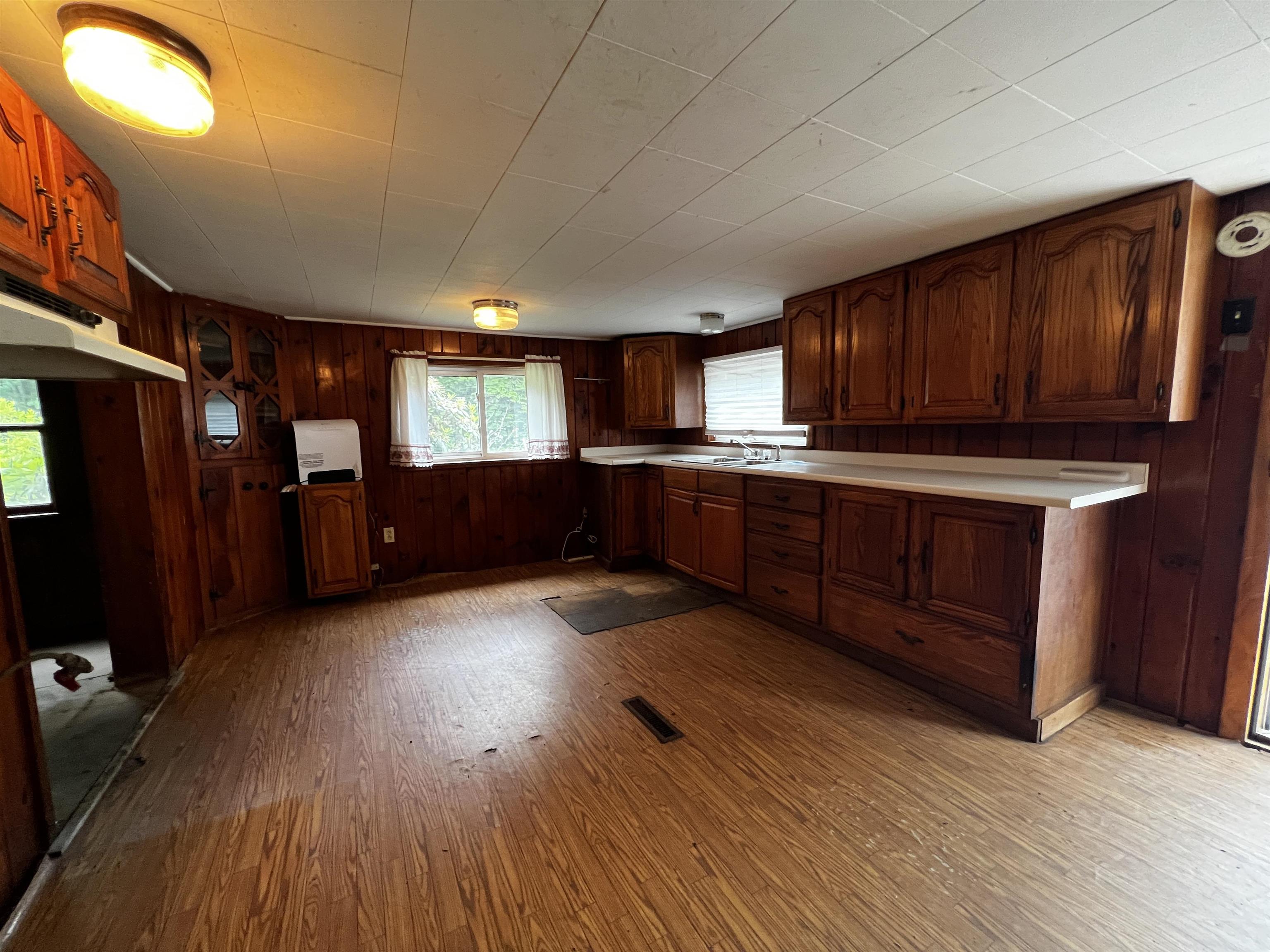 351 Owl Street Property Photo 11
