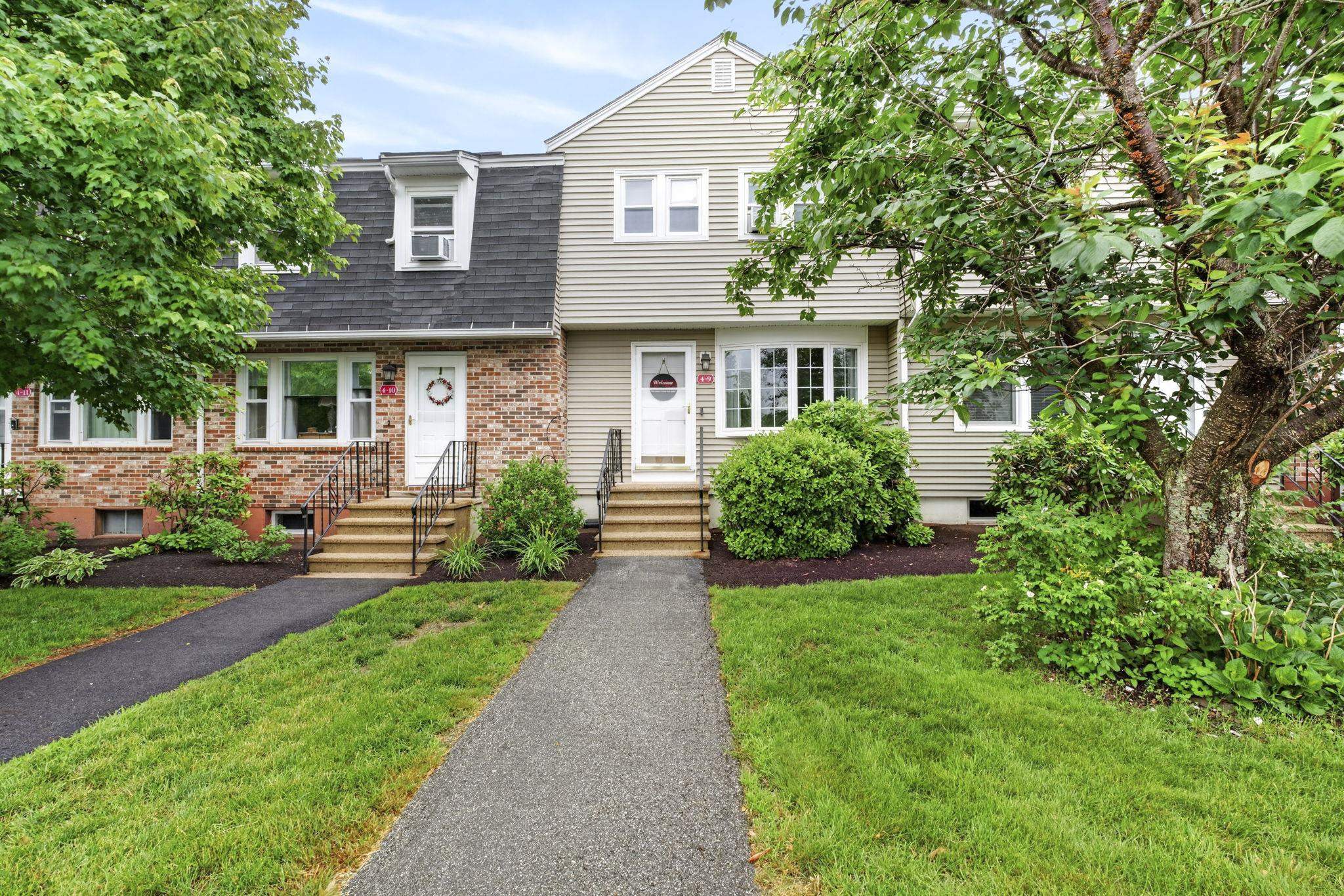 4 Snowberry Lane Property Photo 1