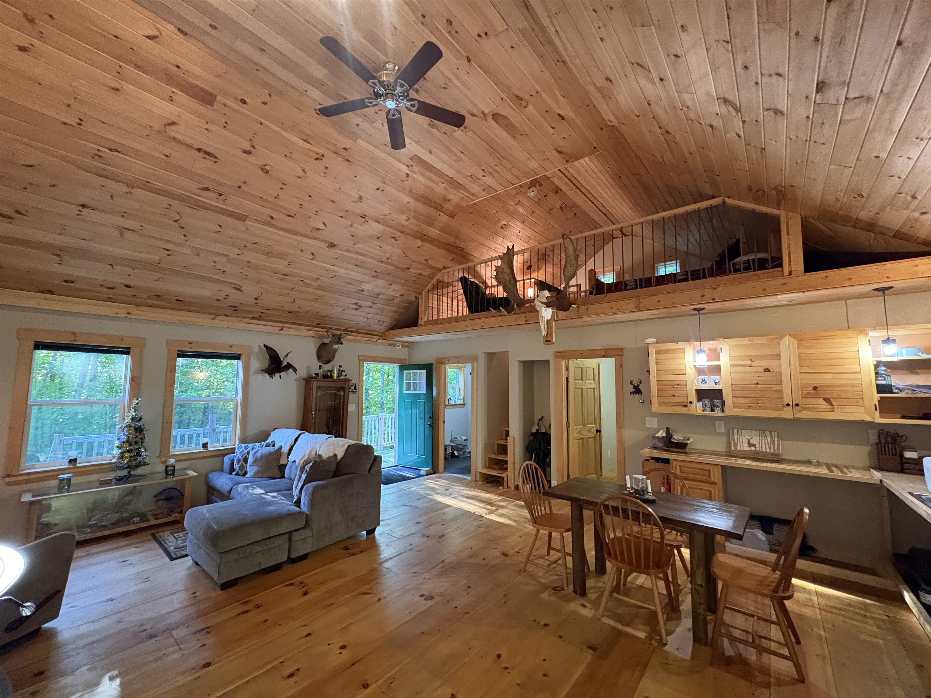 900 Wilderness Drive Property Photo 12