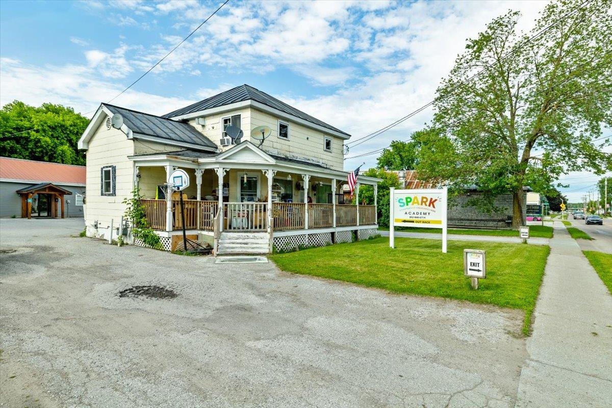 71 1st Street Property Photo 1